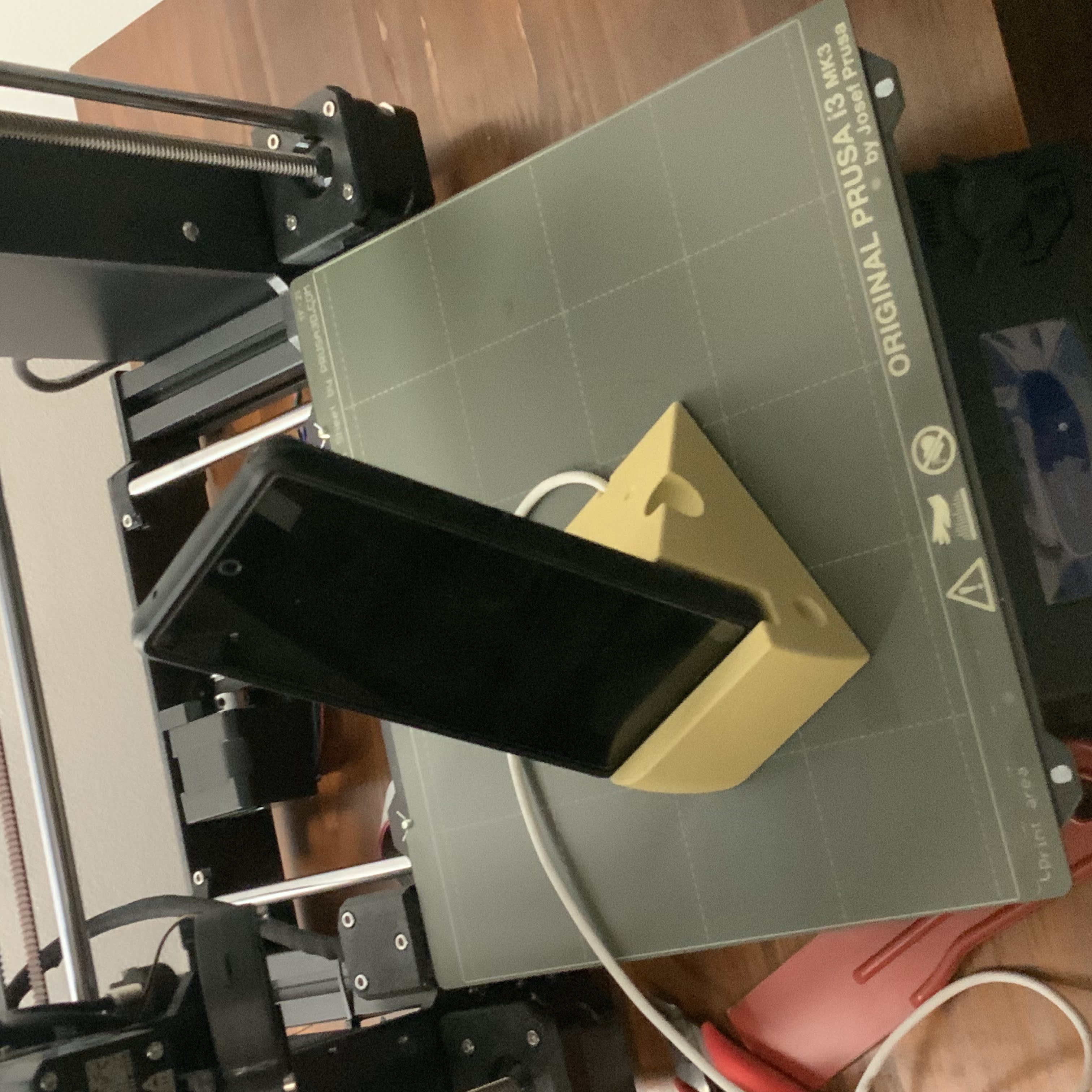 cheese-phone-charger-by-koos42-download-free-stl-model-printables