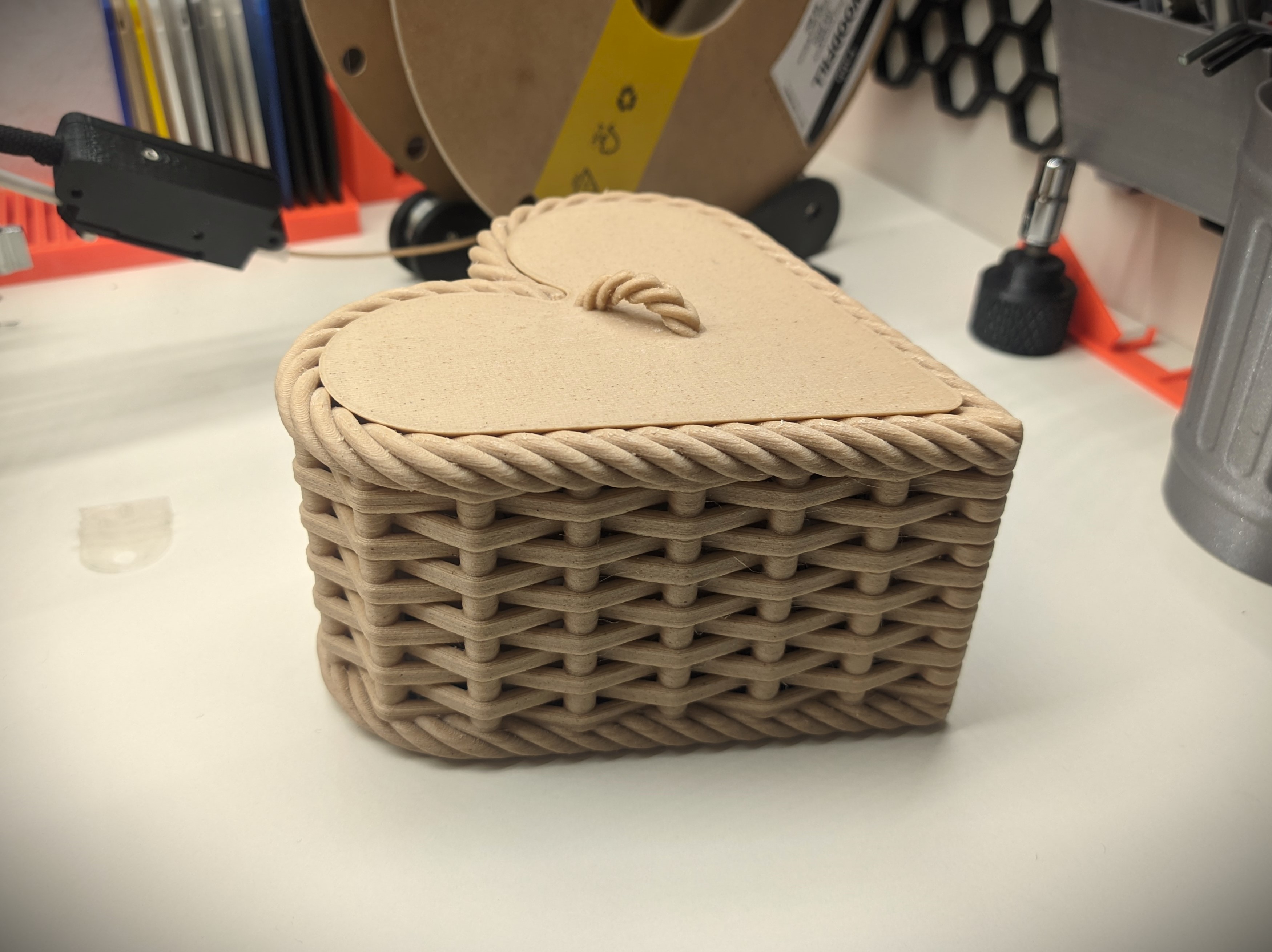 Lid for Woven Heart Container