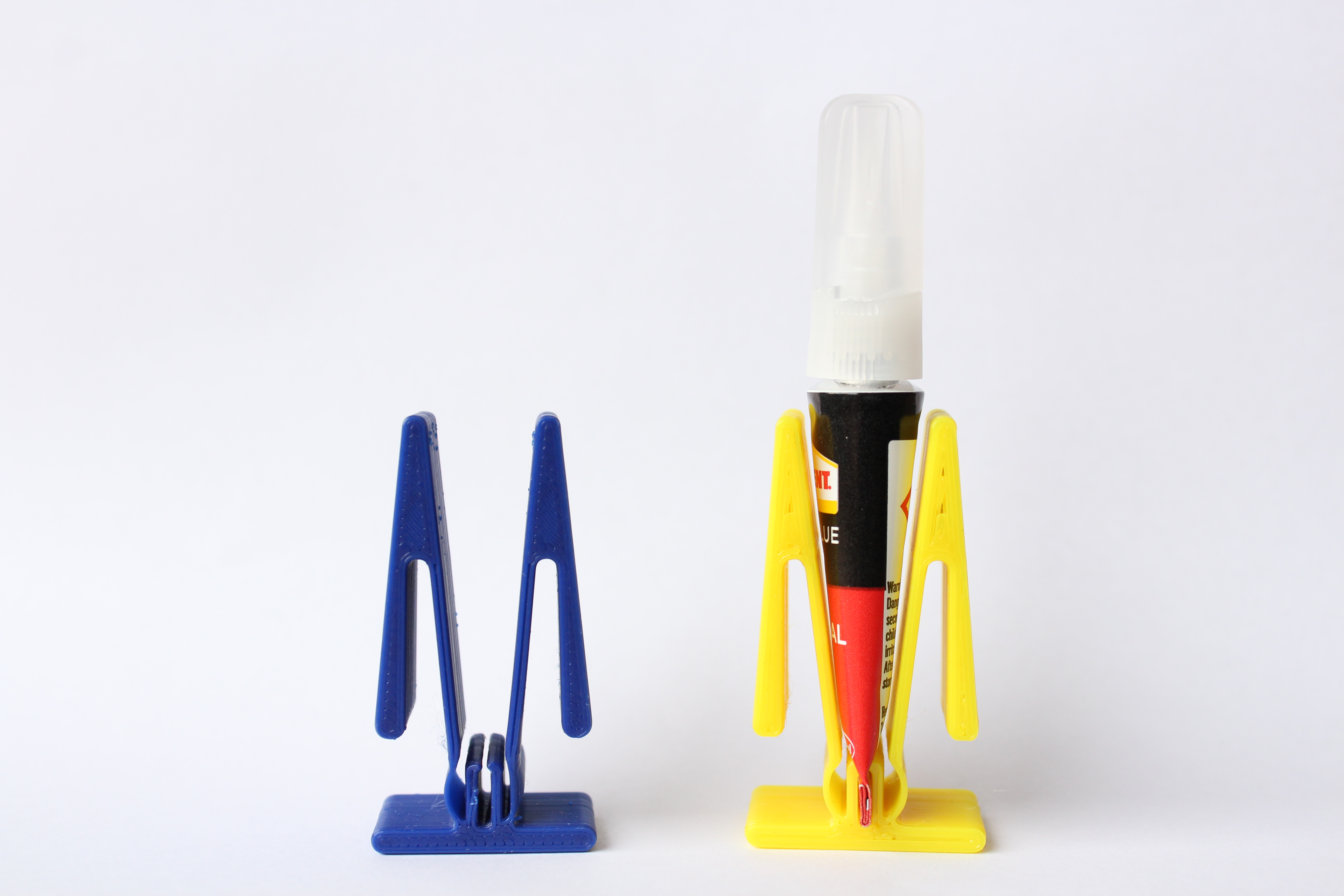 Superglue squeezer applicator