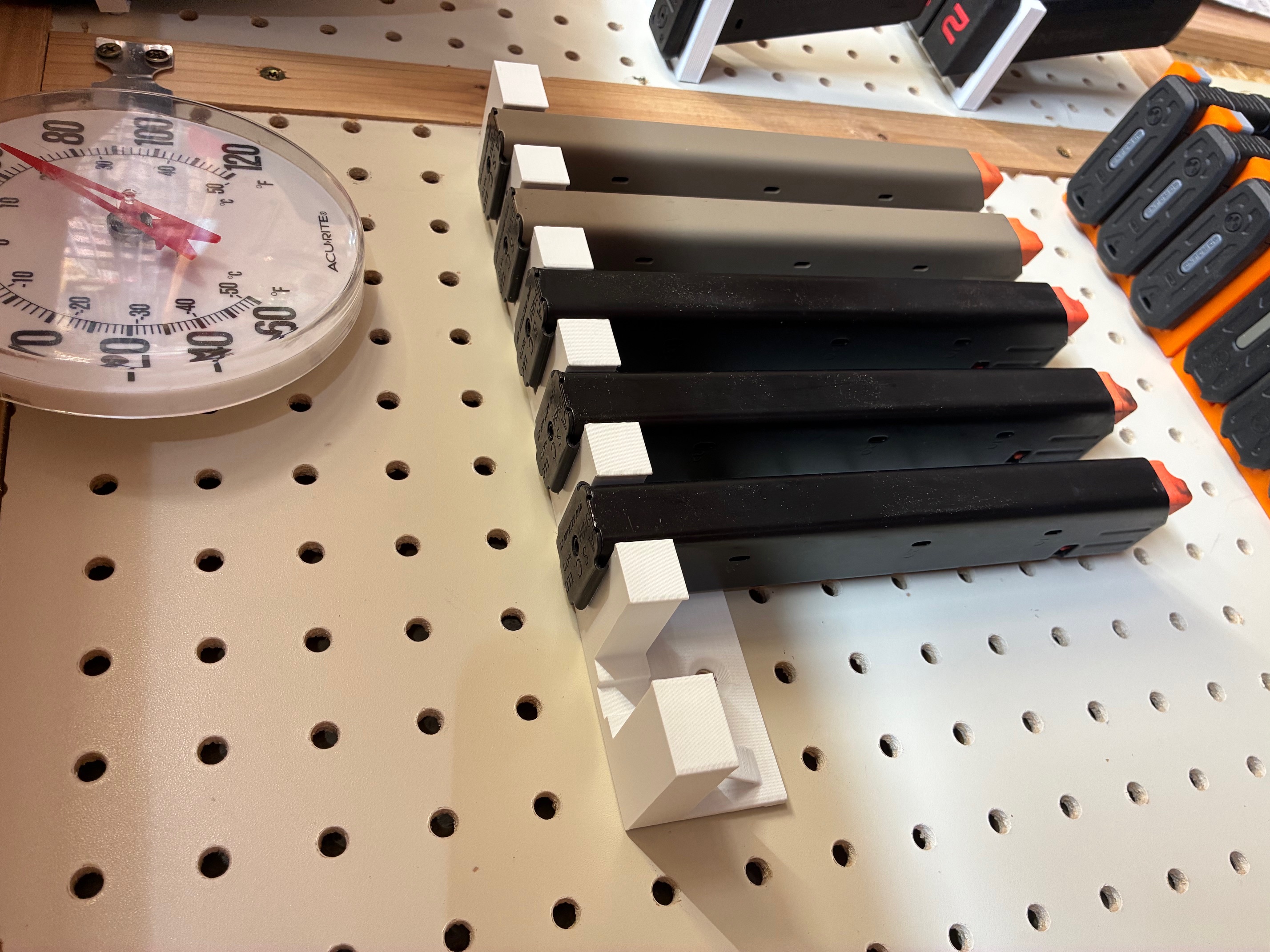 Colt ASC/ UZI Mag Holder 1/4 Pegboard