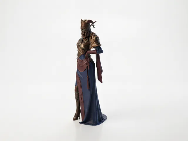 Queen Figurine Fantasy Character 3D Printable
