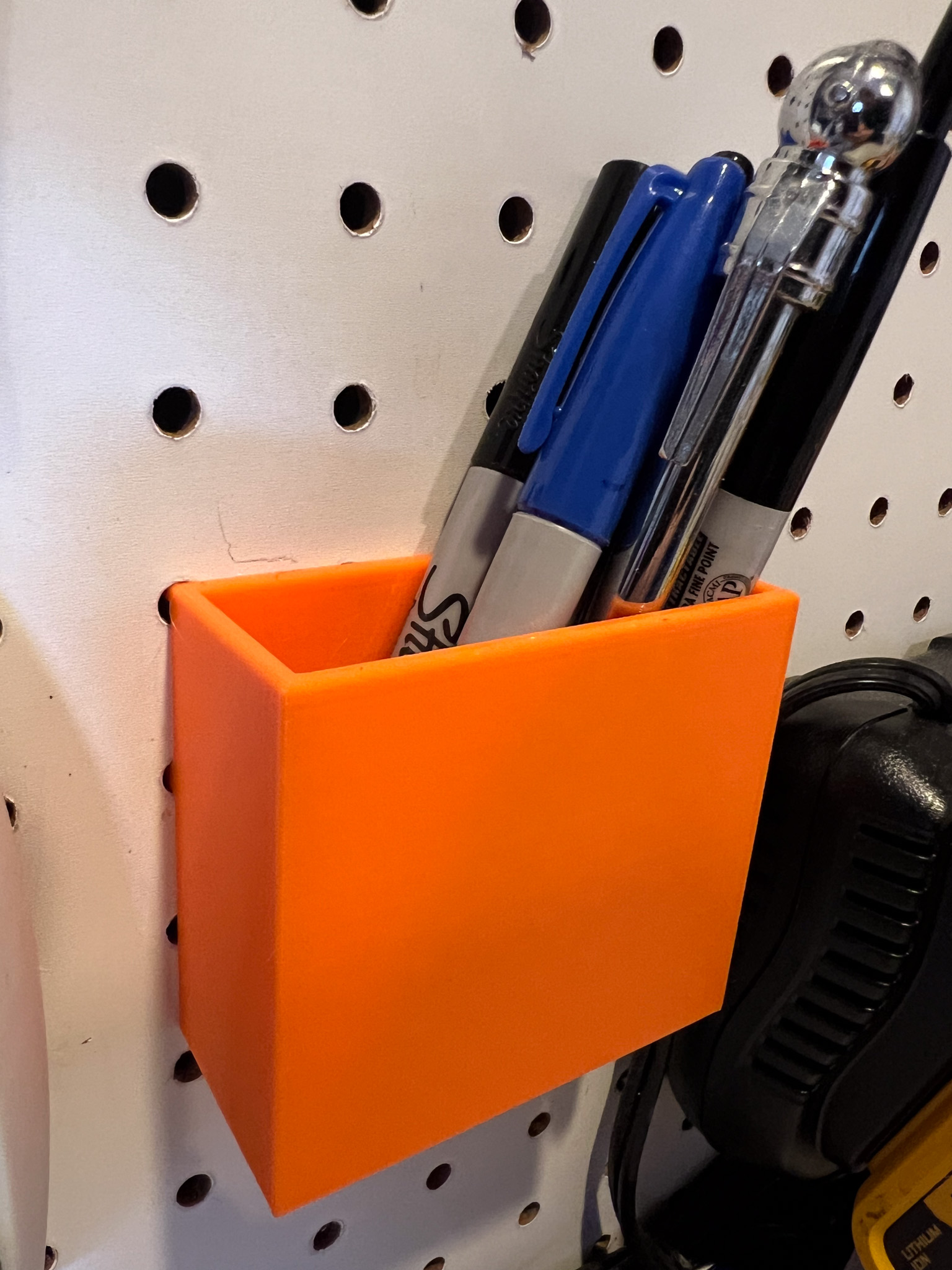 Pegboard Pencil Box by bluenine | Download free STL model | Printables.com