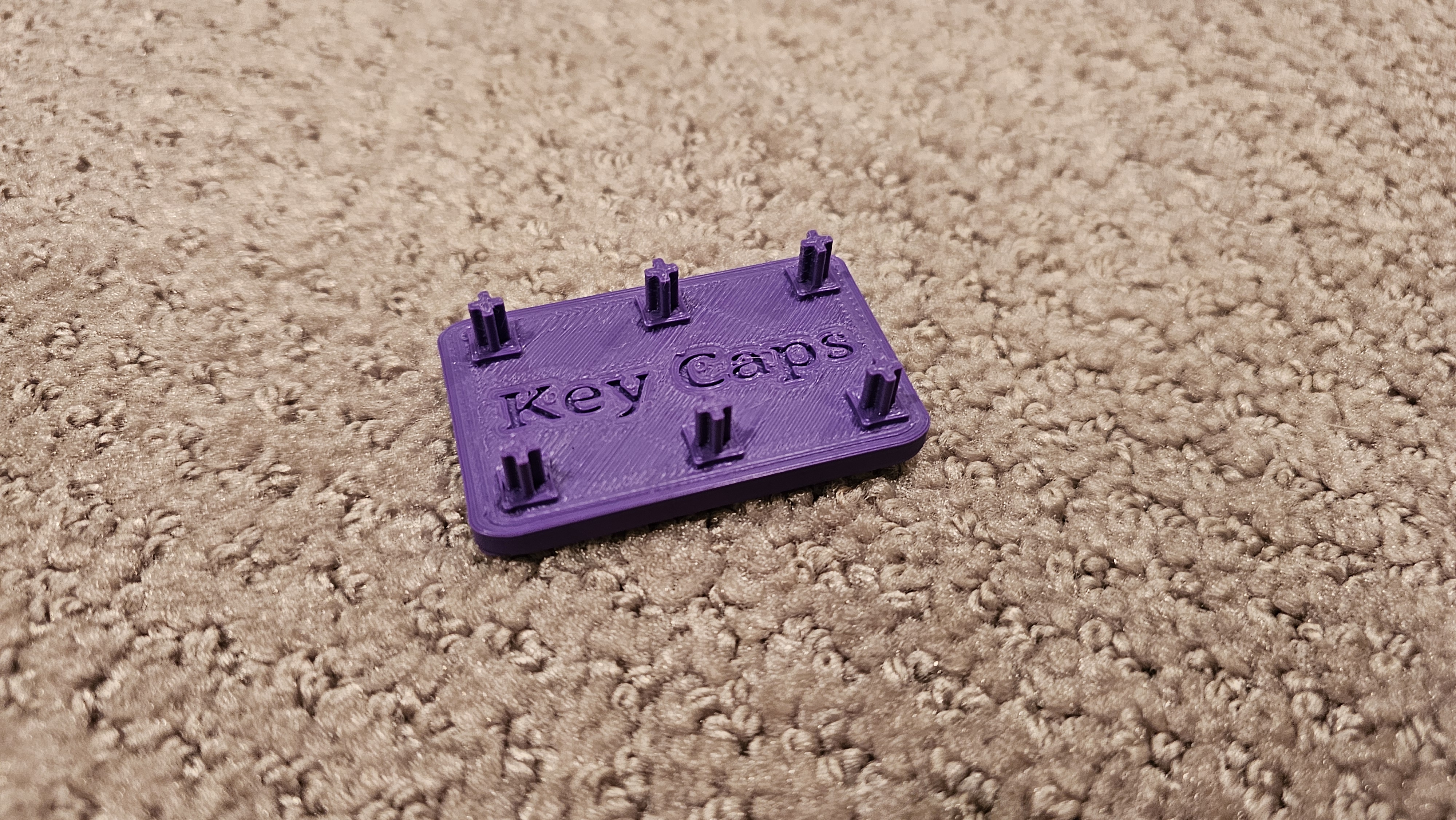 Keyboard Key Cap Holder/Display Stand