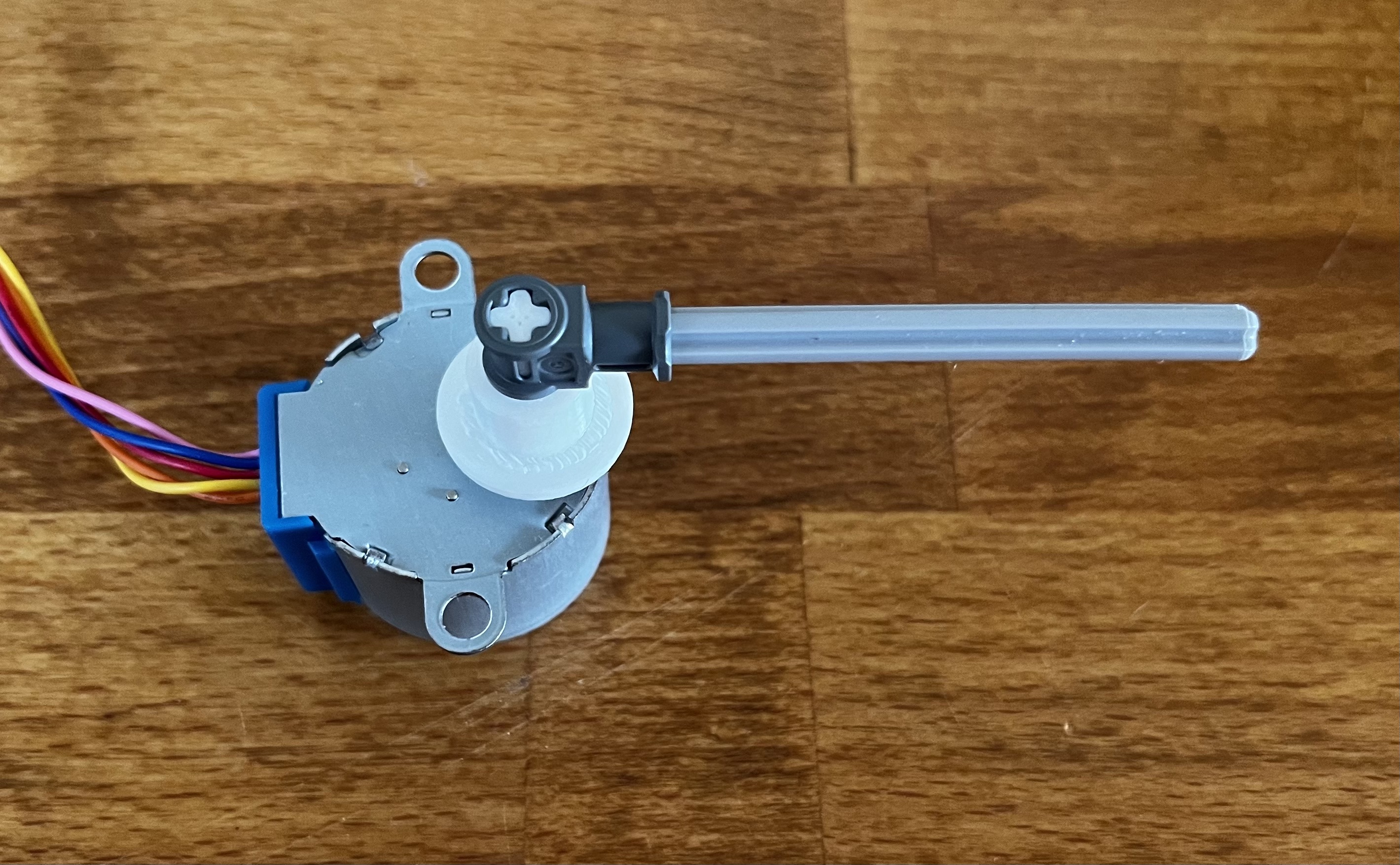 28BYJ-48 stepper to Lego Technic adapter