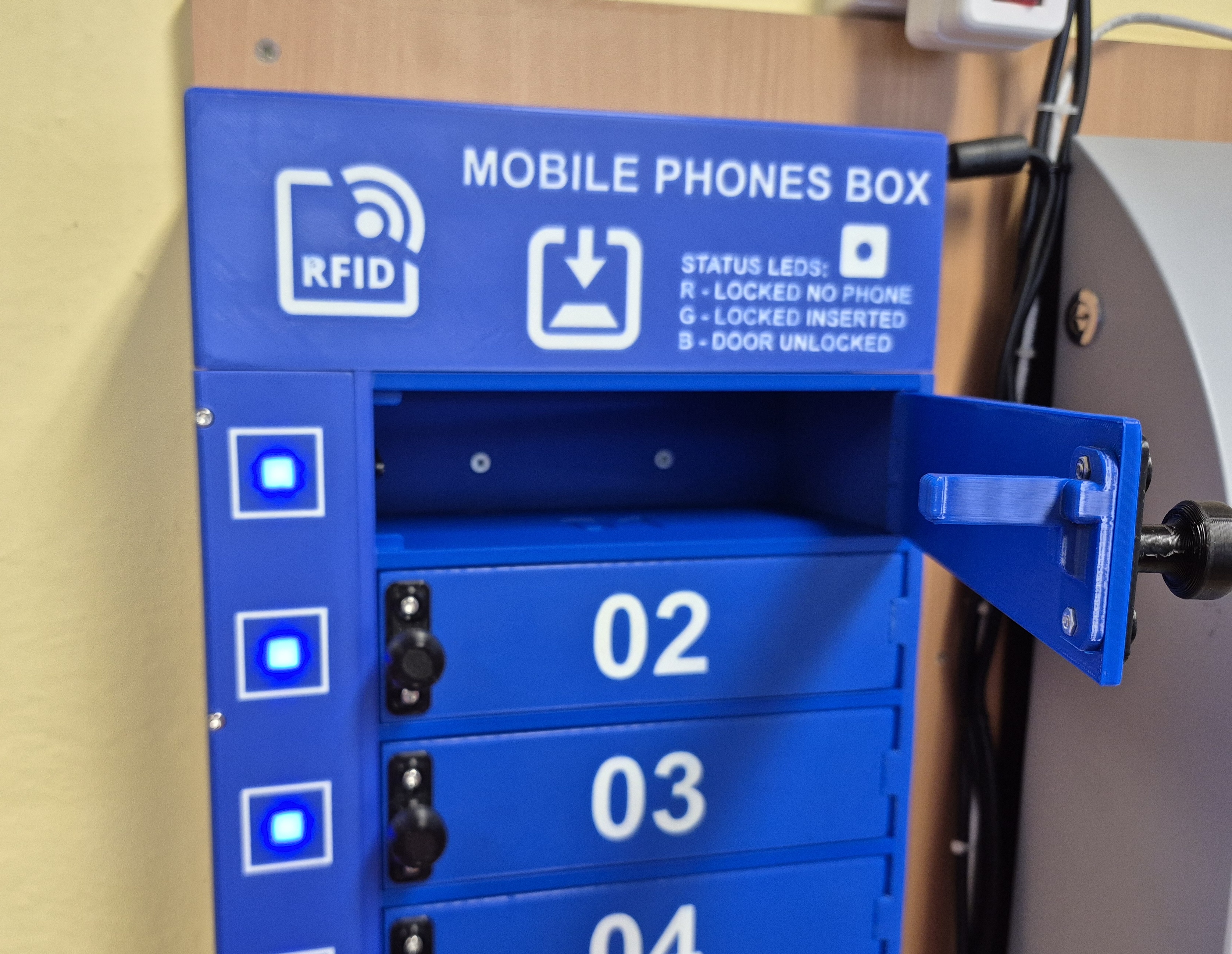 Mobile phone box