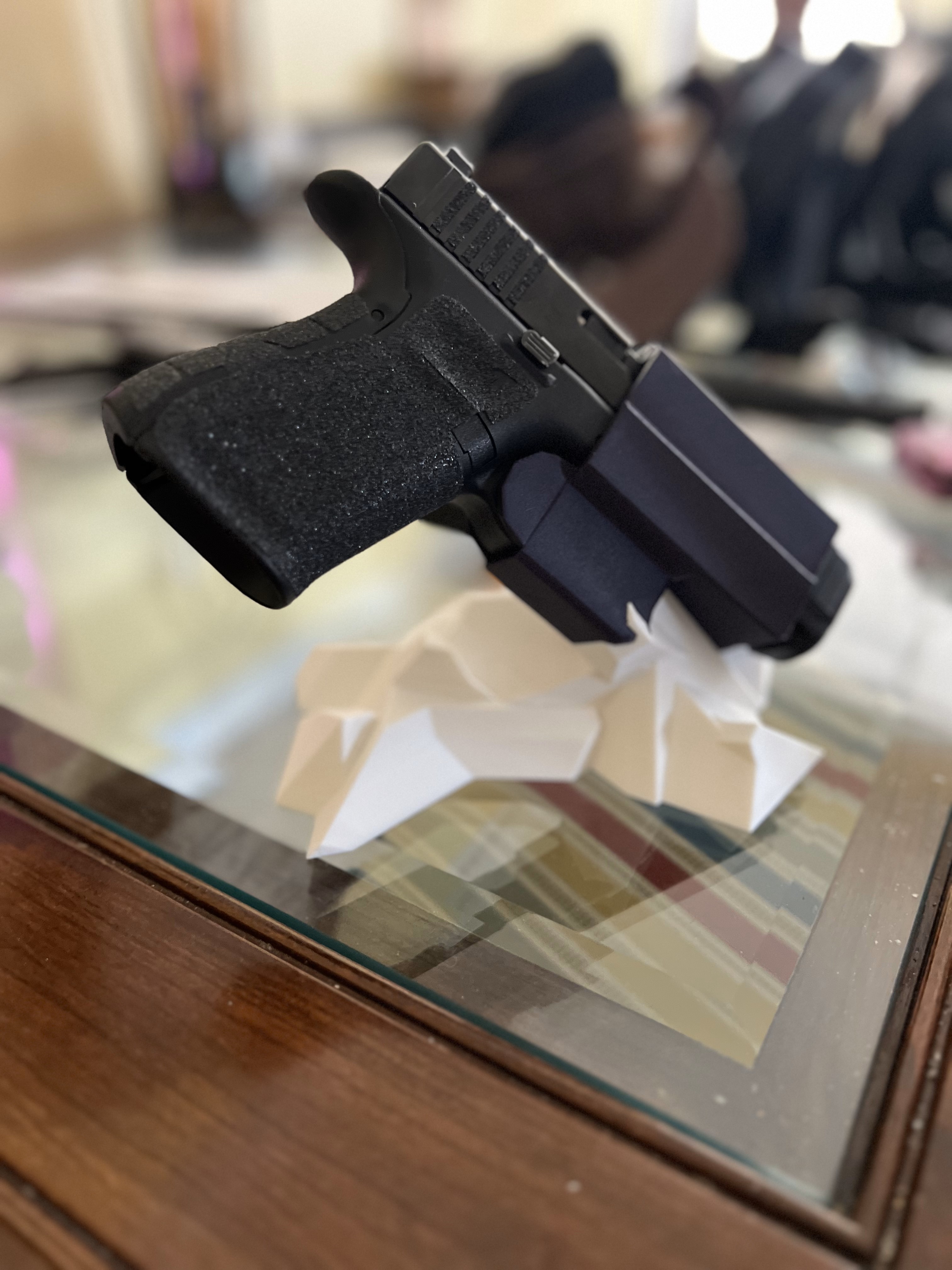 Glock 19 Nightstand Holster by CandyStandStudio Download free STL