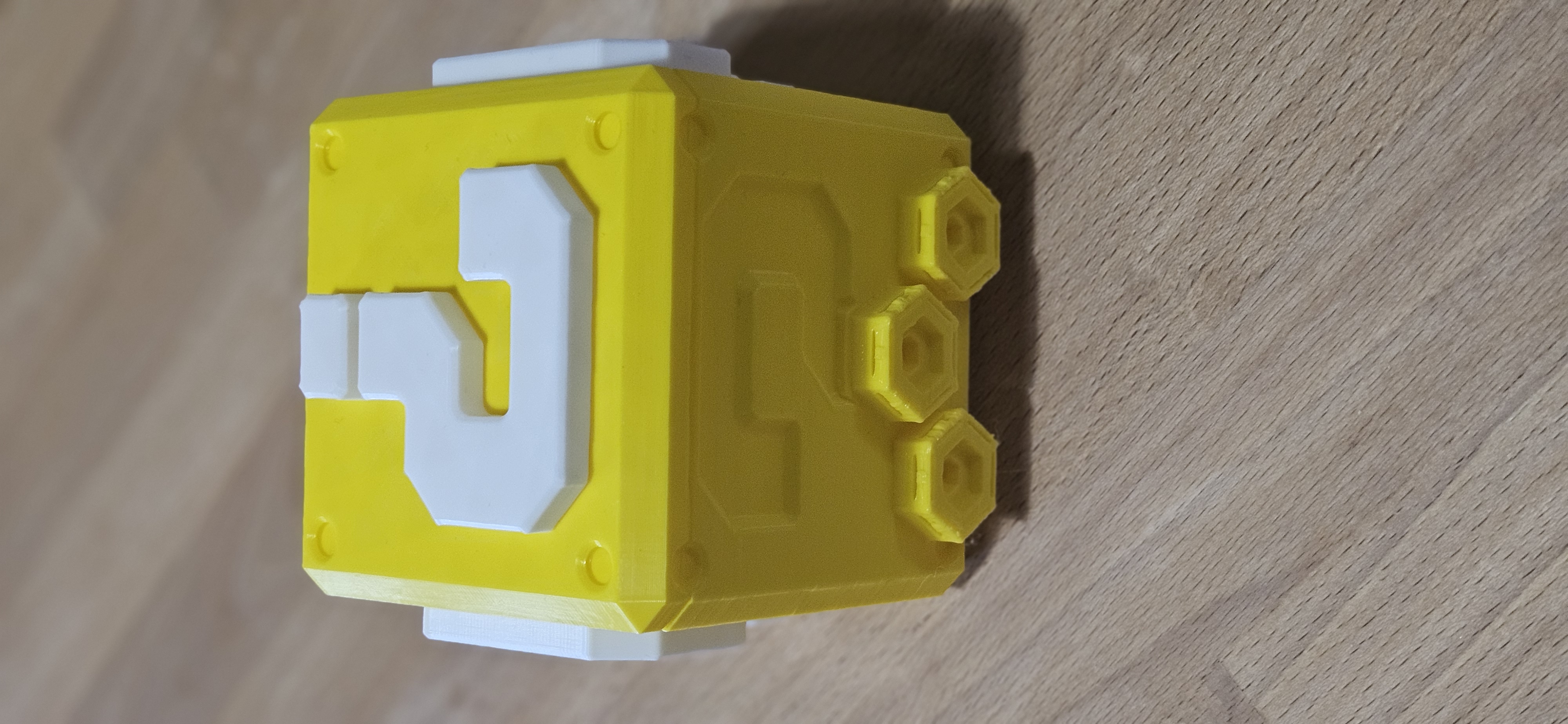 Mario Block Box - Honeycomb Storage Wall HSW remix