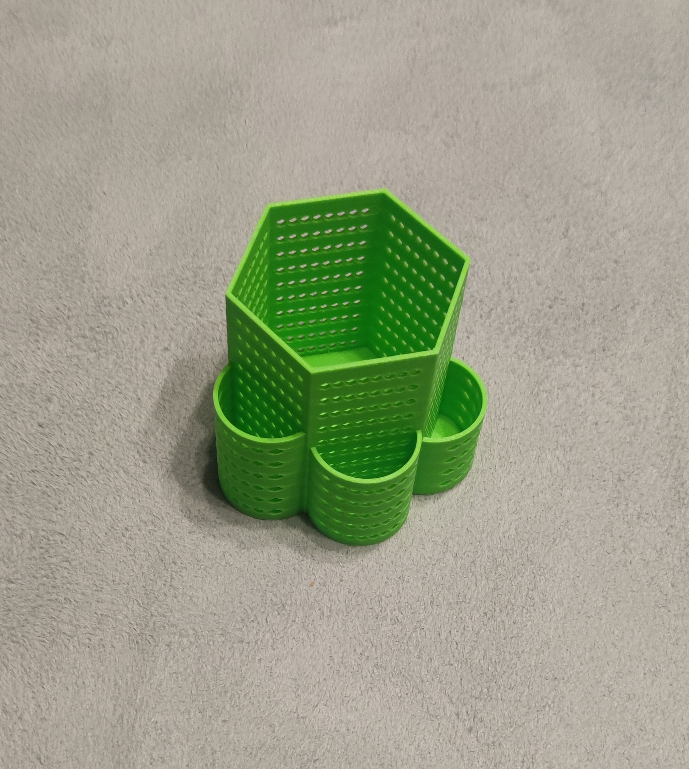 PENCIL STAND / Stojan na tužky -různé verze