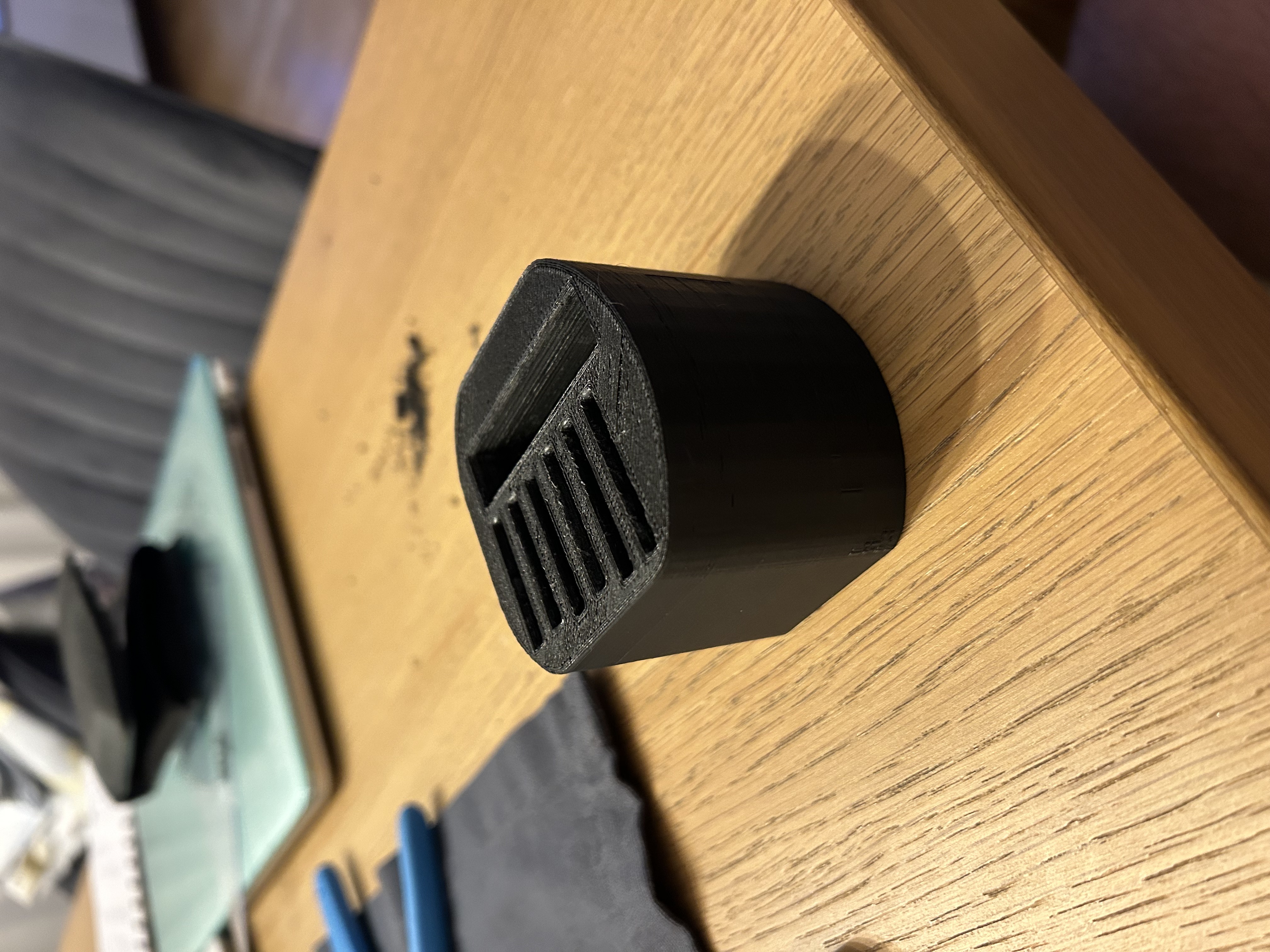 Cupra Formentor cup holder organiser