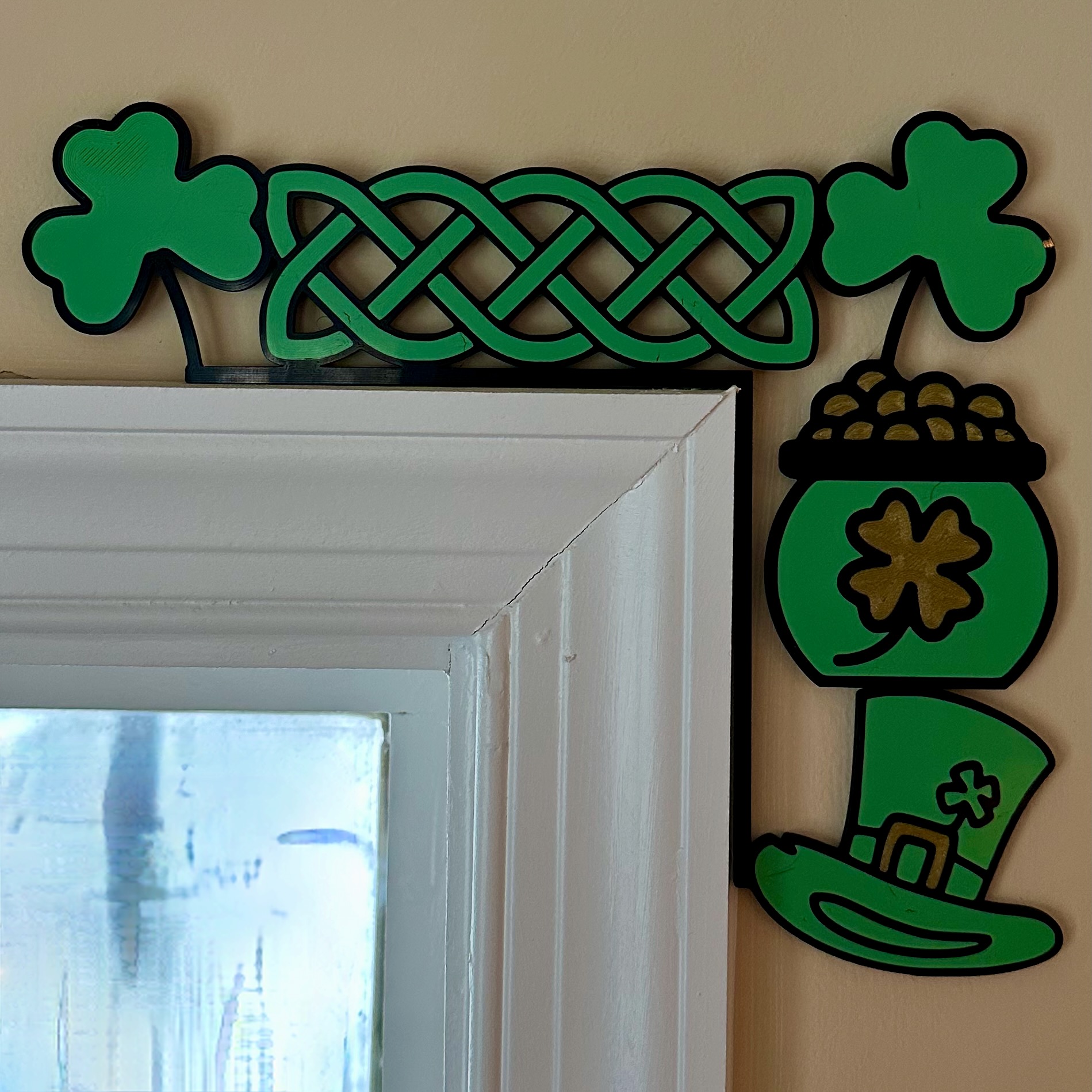 St Patrick's Day Corner Decoration