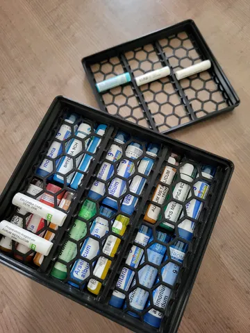 Homeopathy tube locker (Boiron)