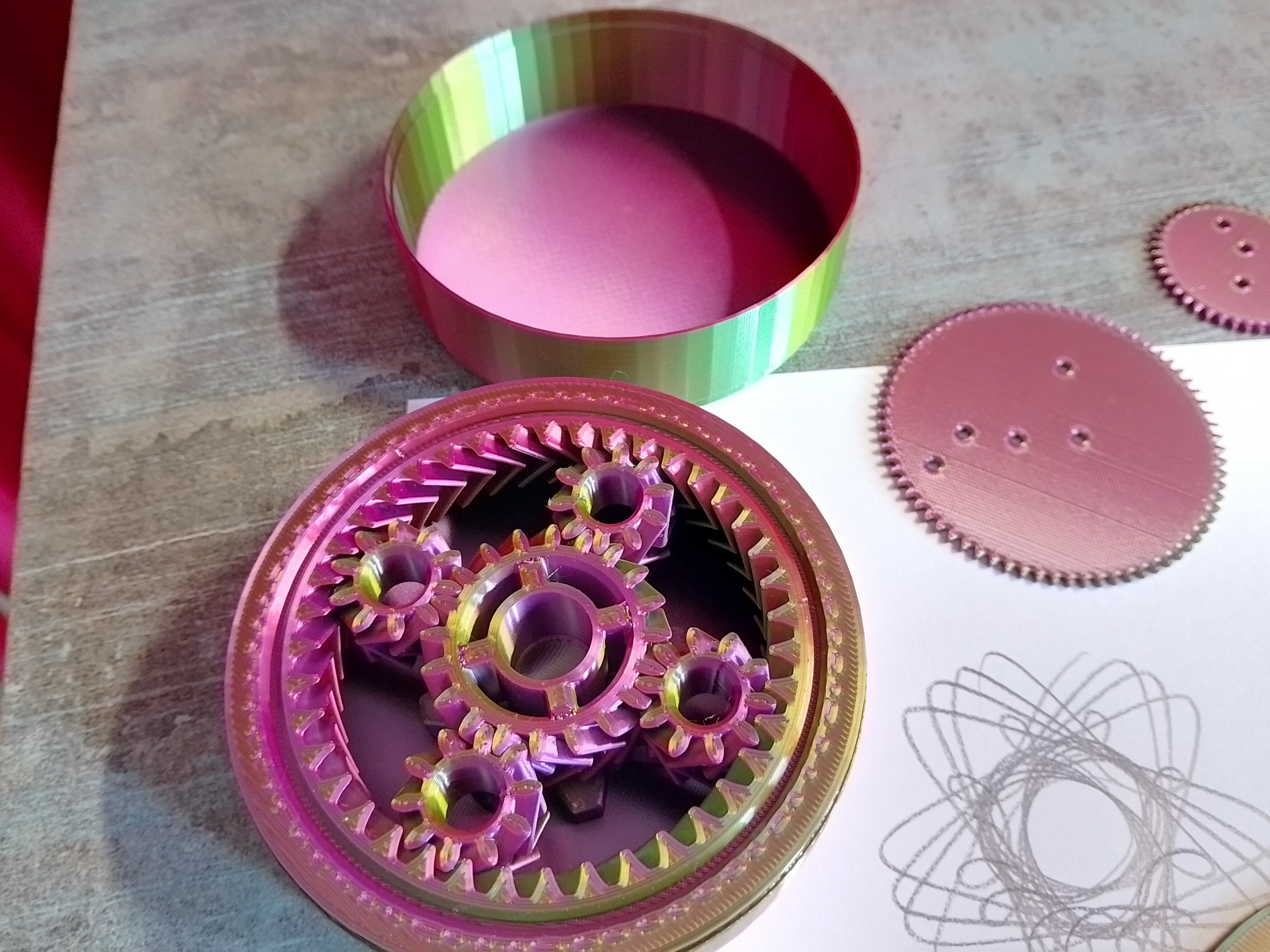 Miniatura 15 do modelo 3D Box for Spirograph