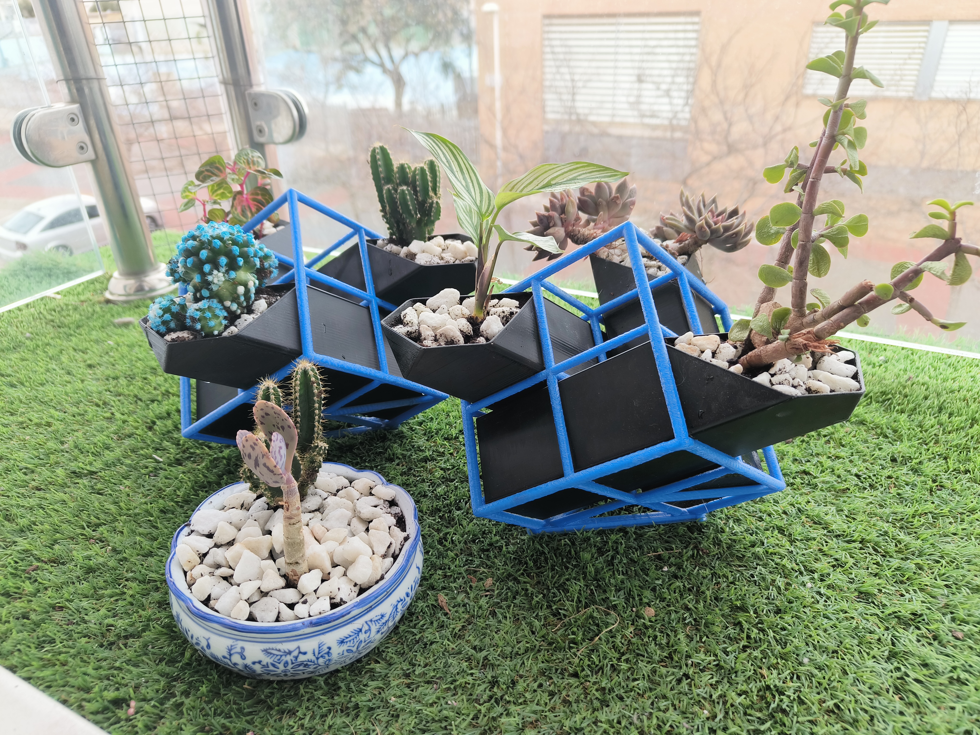 Maceta cubista (cubist flower pot)