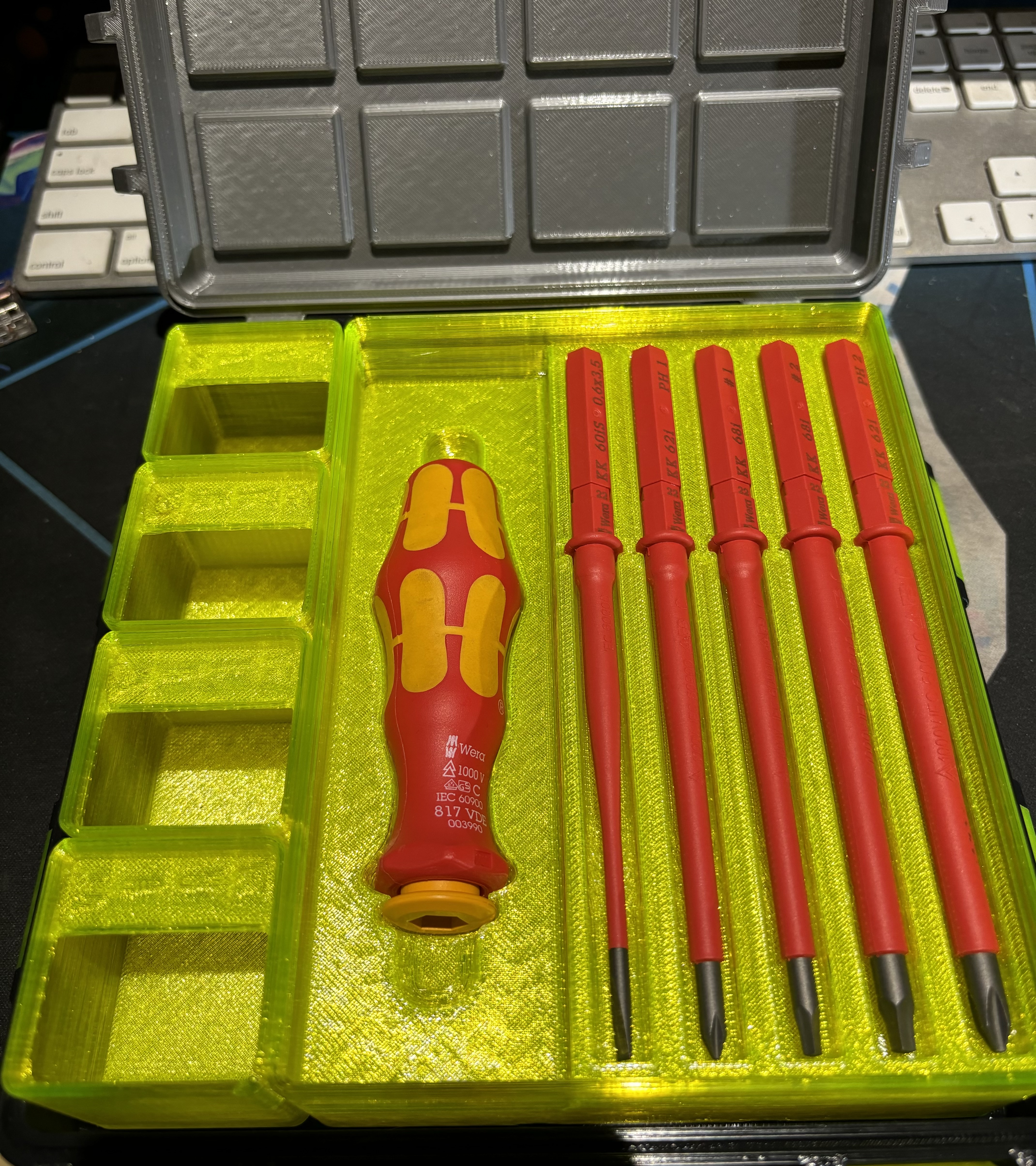 Wera Kraftform Kompakt VDE 817 Screwdriver kit Gridfinity insert