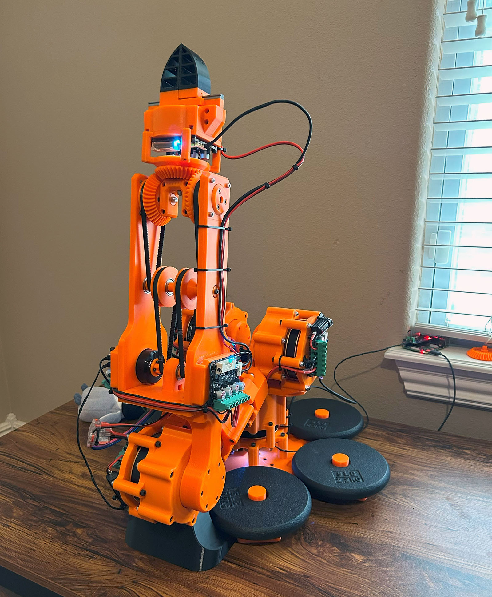 dARM - 6 DOF robot arm