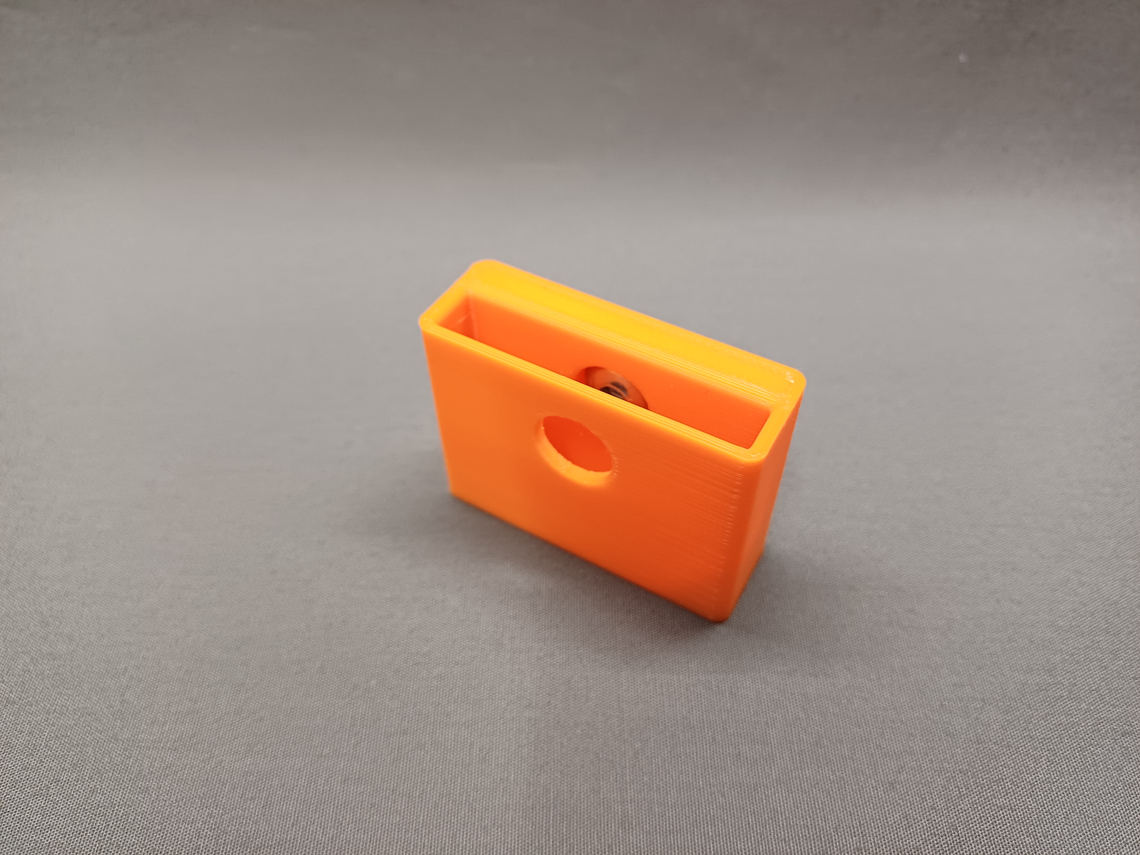 Miniatura 2 do modelo 3D Plastic Scraper Holder