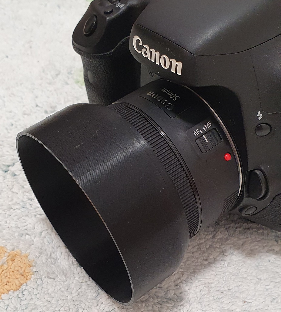 canon EF 50mm STM lens hood