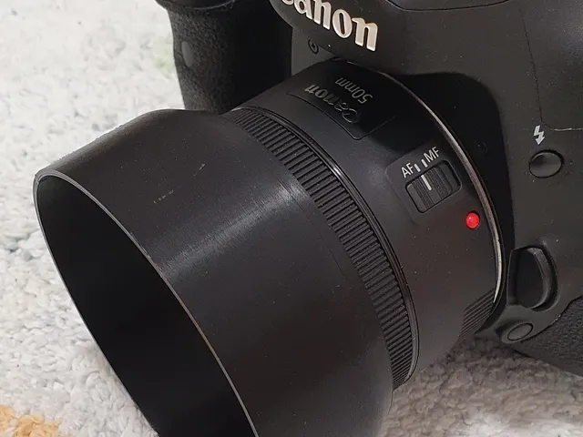 canon EF 50mm STM lens hood