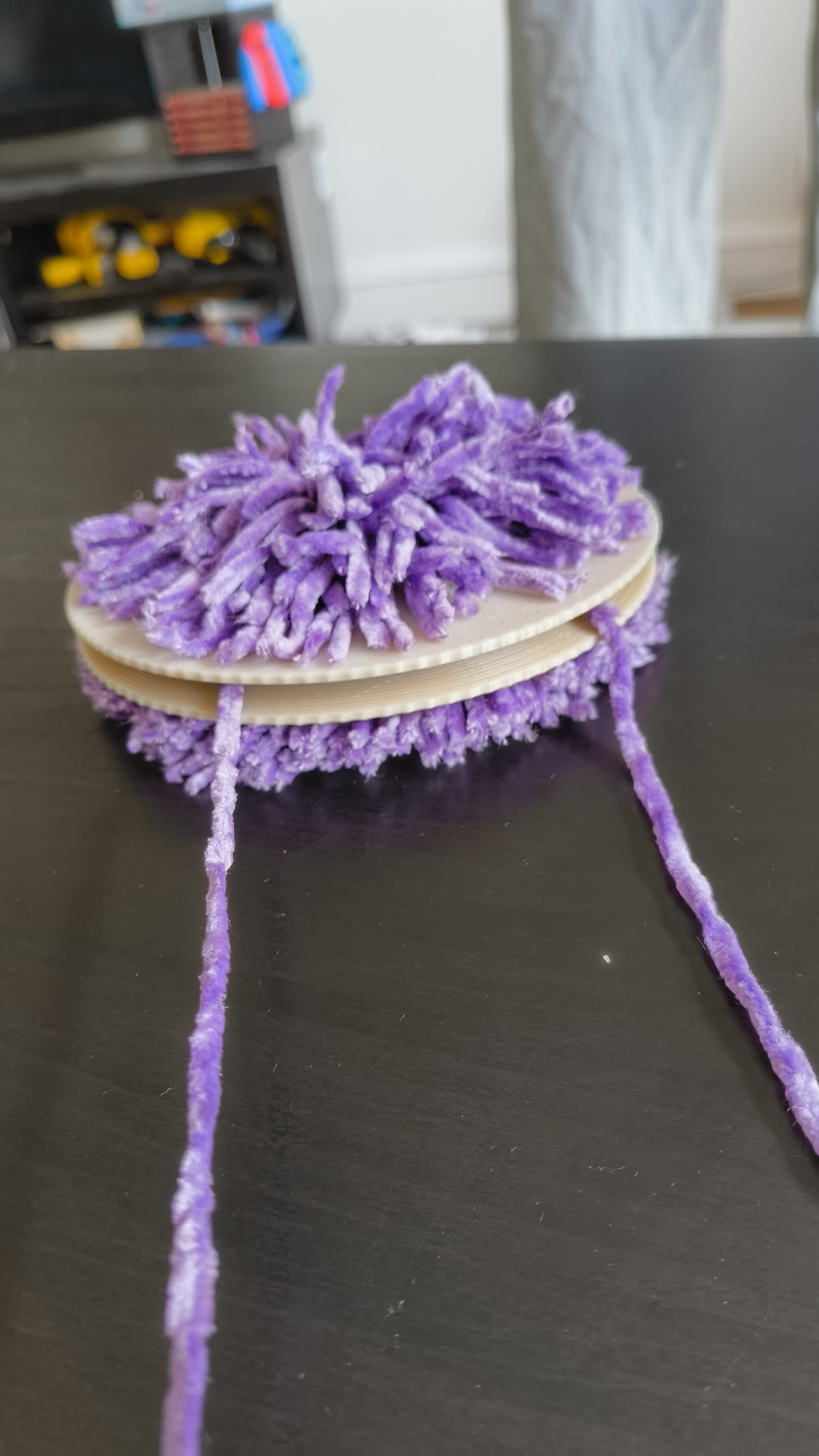 Tool for making pompoms — thumbnail 7