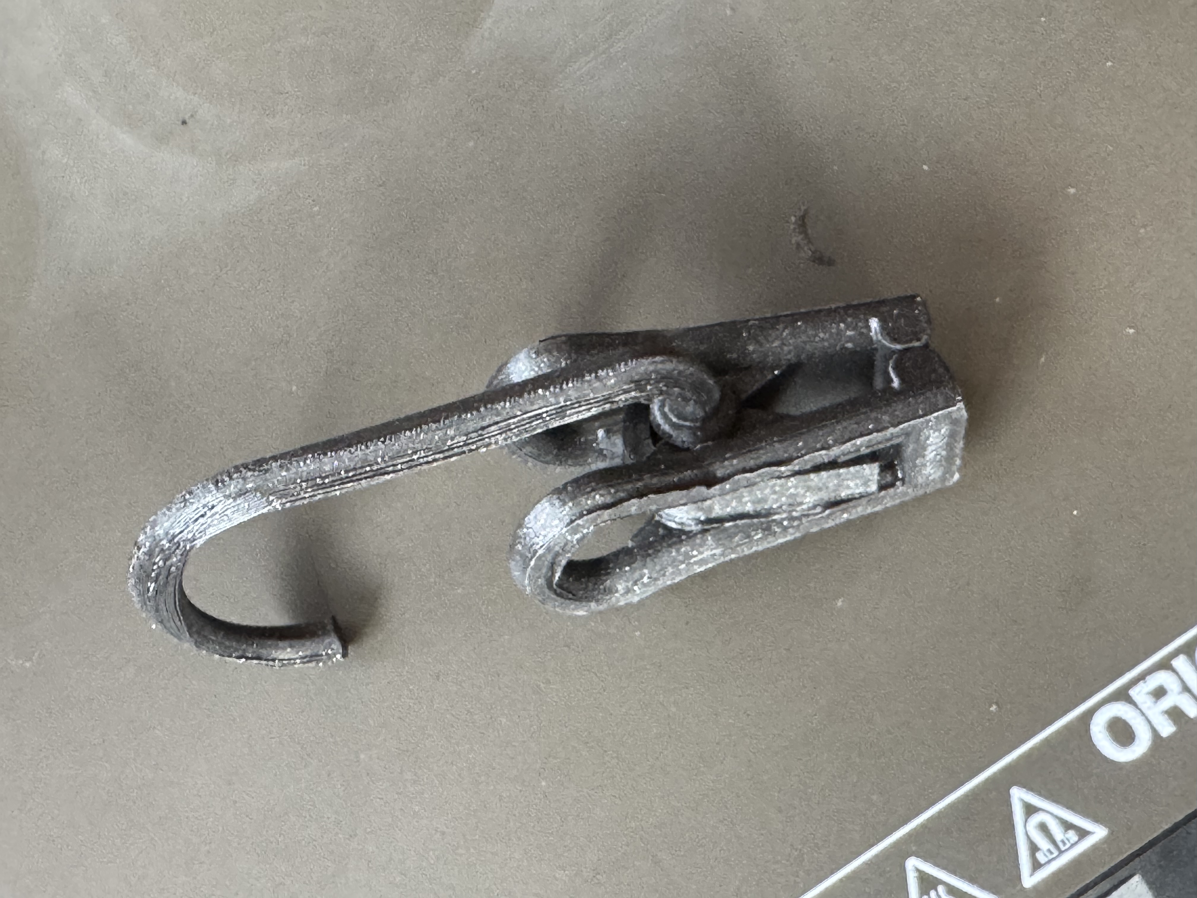 Towel clip - pince porte-essuie 3D model