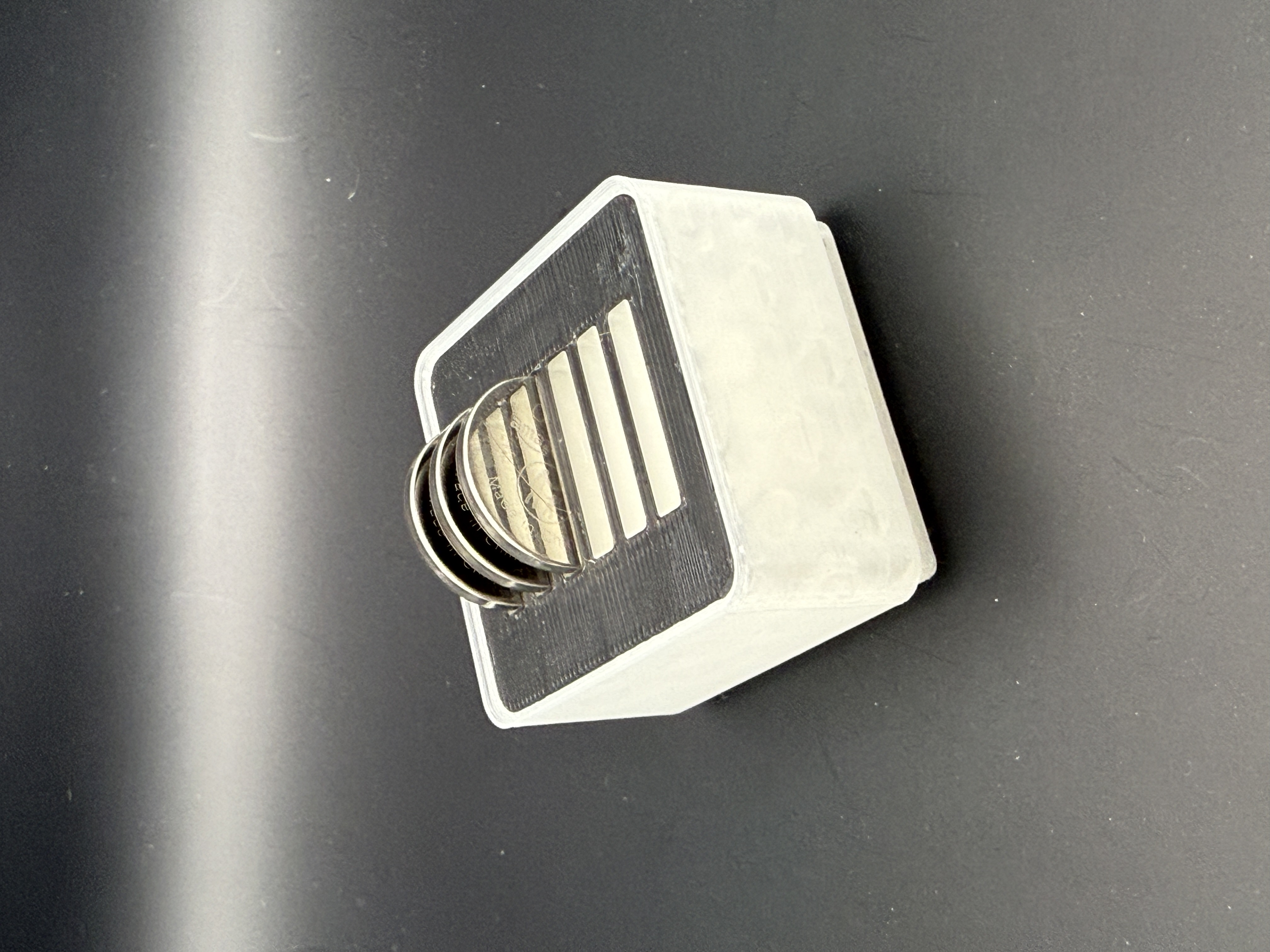 Gridfinity Bin 1x1 – CR2032 Battery Holder