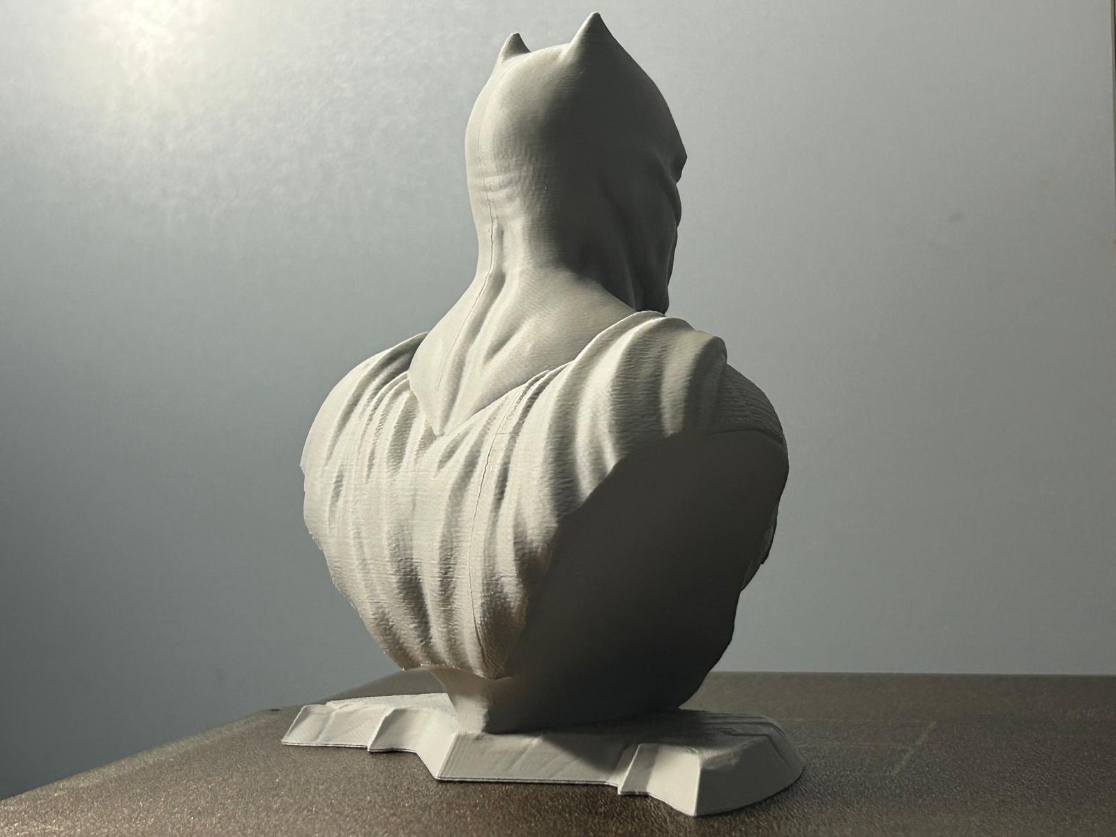 Miniatura 2 do modelo 3D Batman Statue "torso"