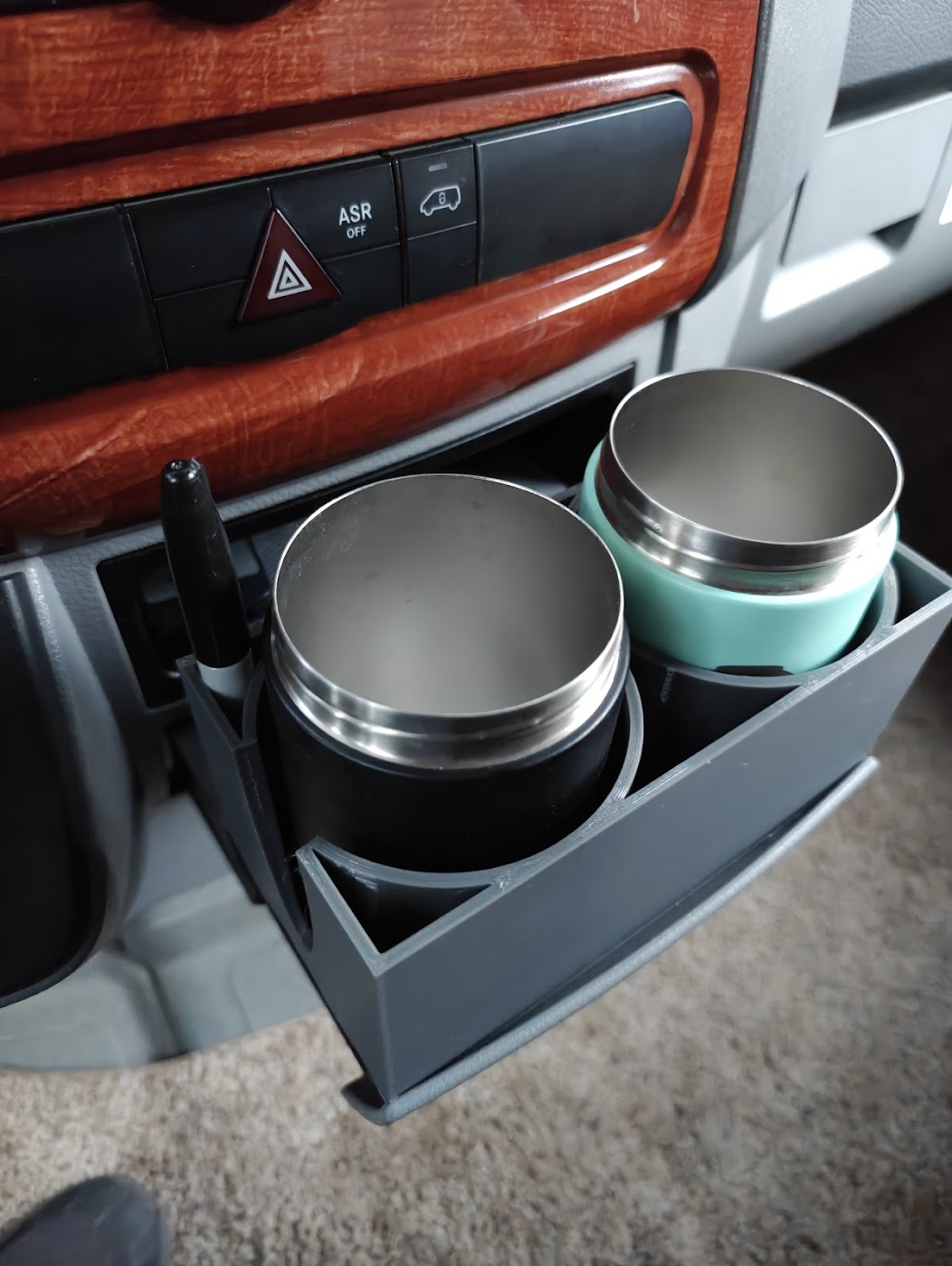 Improved cup holders for 2007-2018 Sprinter