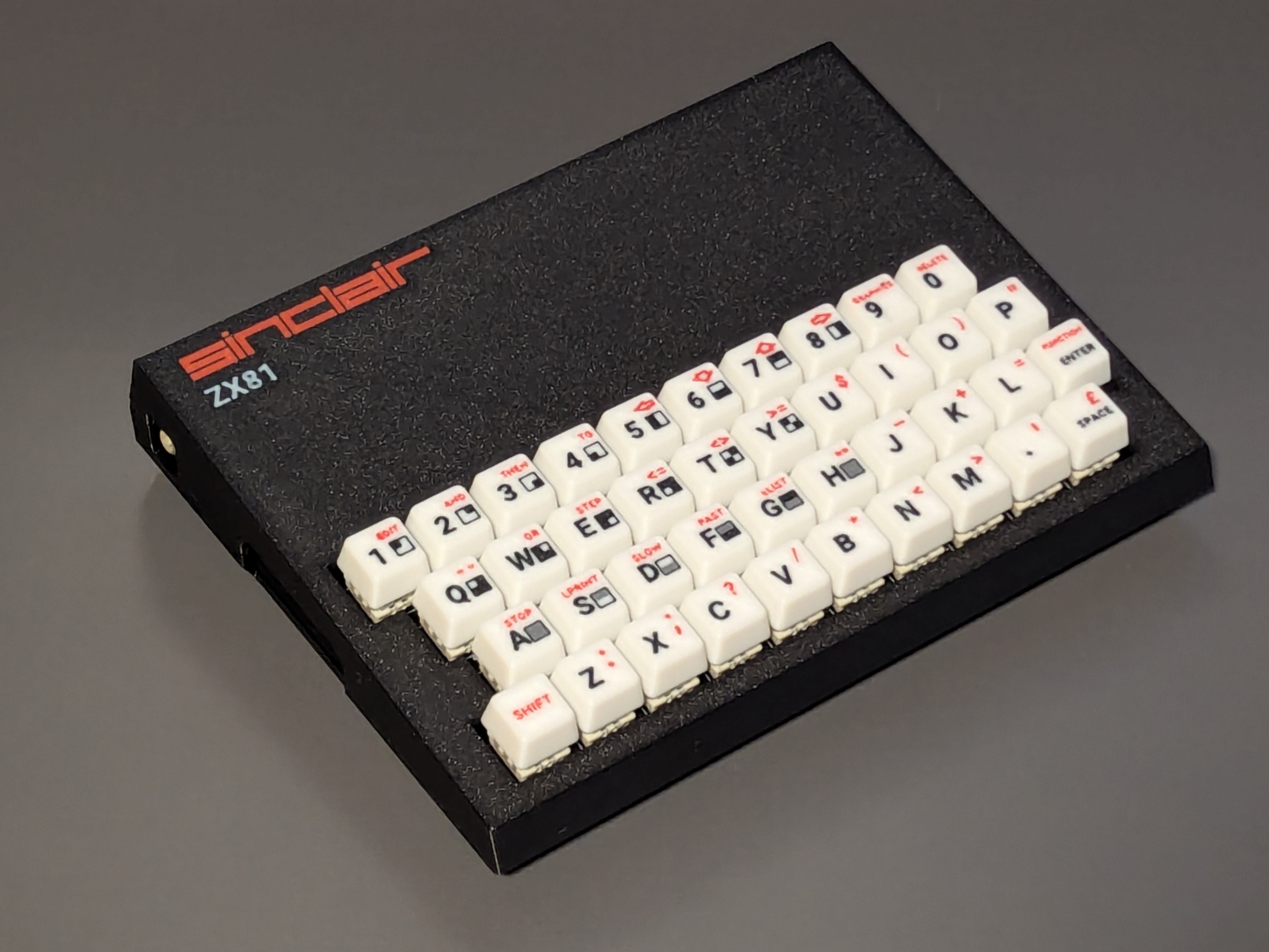 Sinclair ZX81 Mechanical Keyboard Case and Keycaps