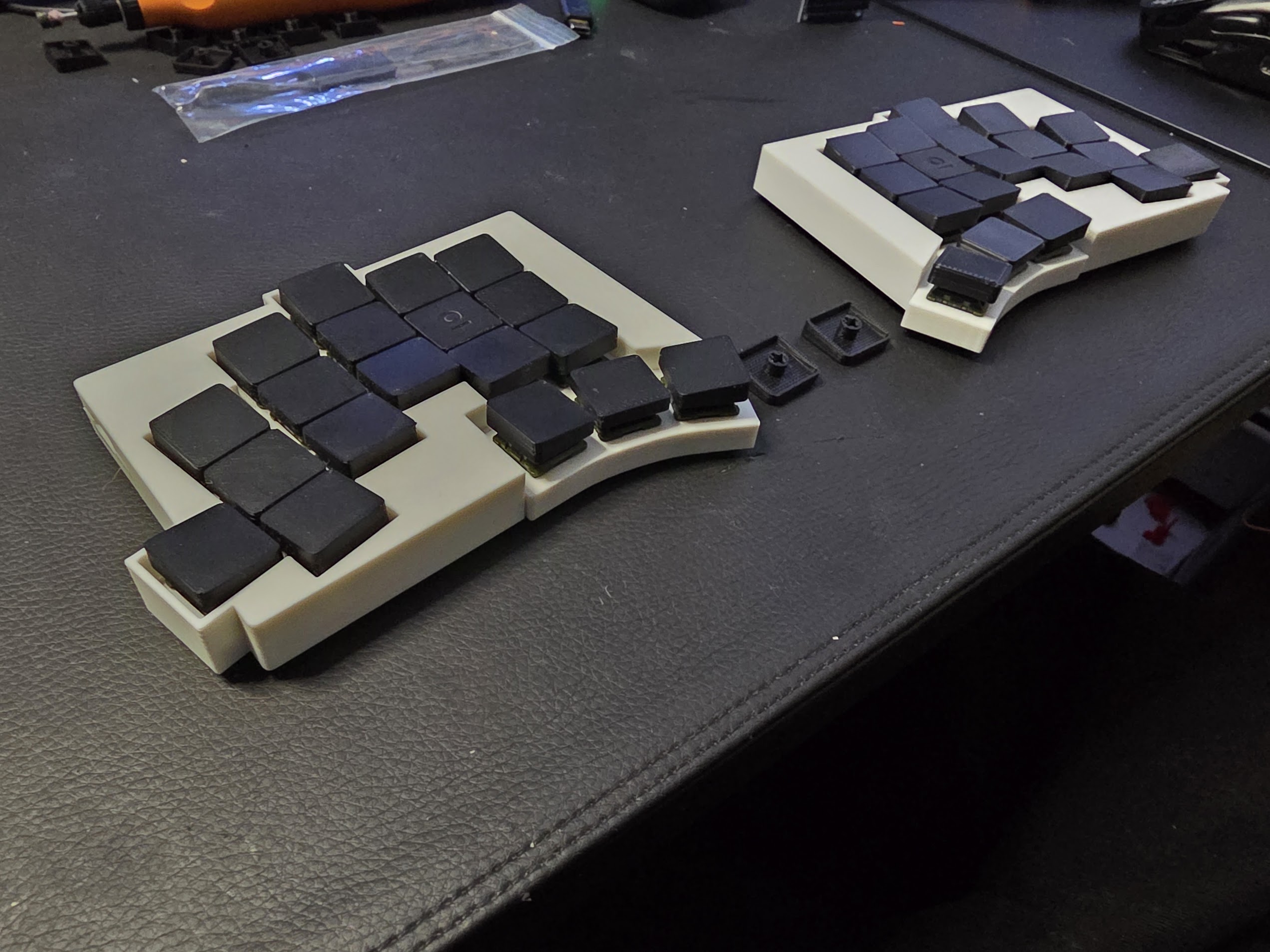 MOTE Remix - Choc v2 Low Profile Flat Keycaps - MX Stems