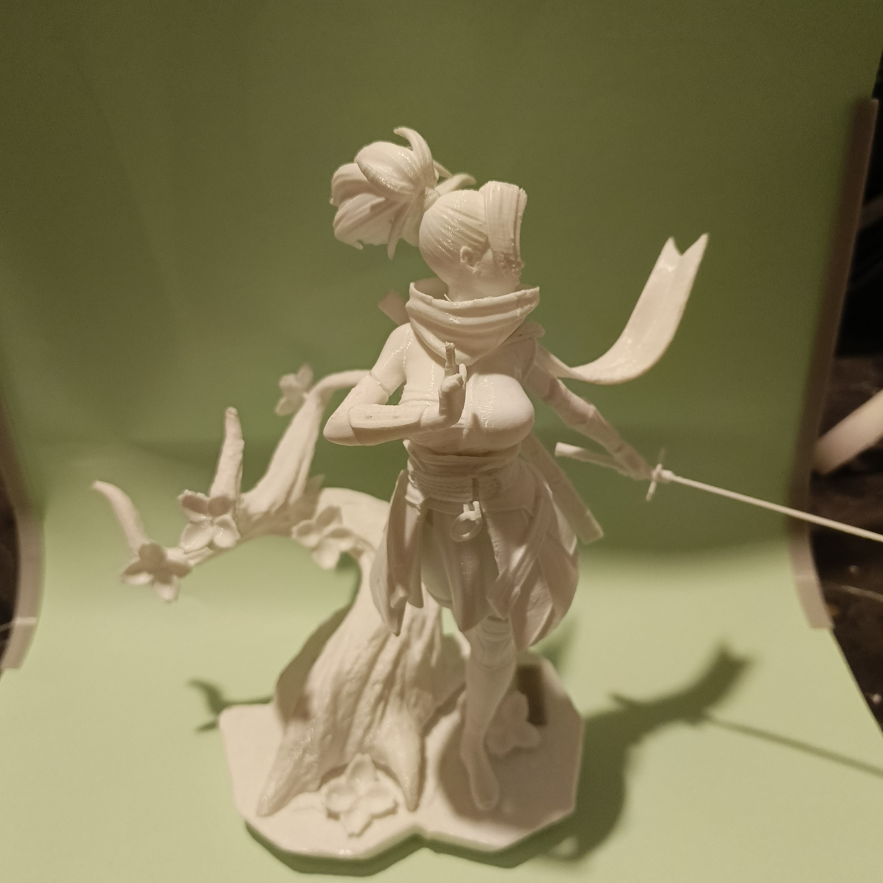 background stand — thumbnail 3