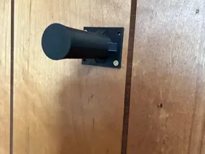 Wall mounted FIlament holder