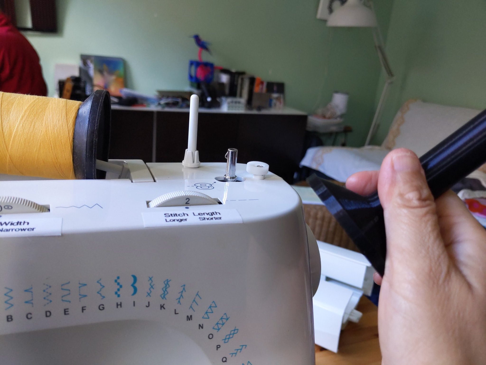 Miniatura 2 do modelo 3D Thread Stand for sewing machine