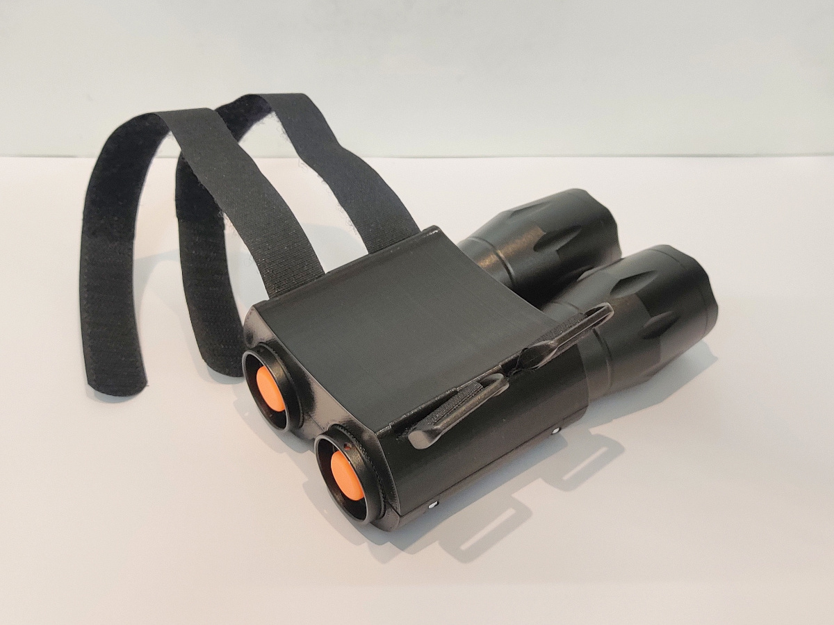 Double Flashlight Holder for the Wrist (Star Trek Voyager) by