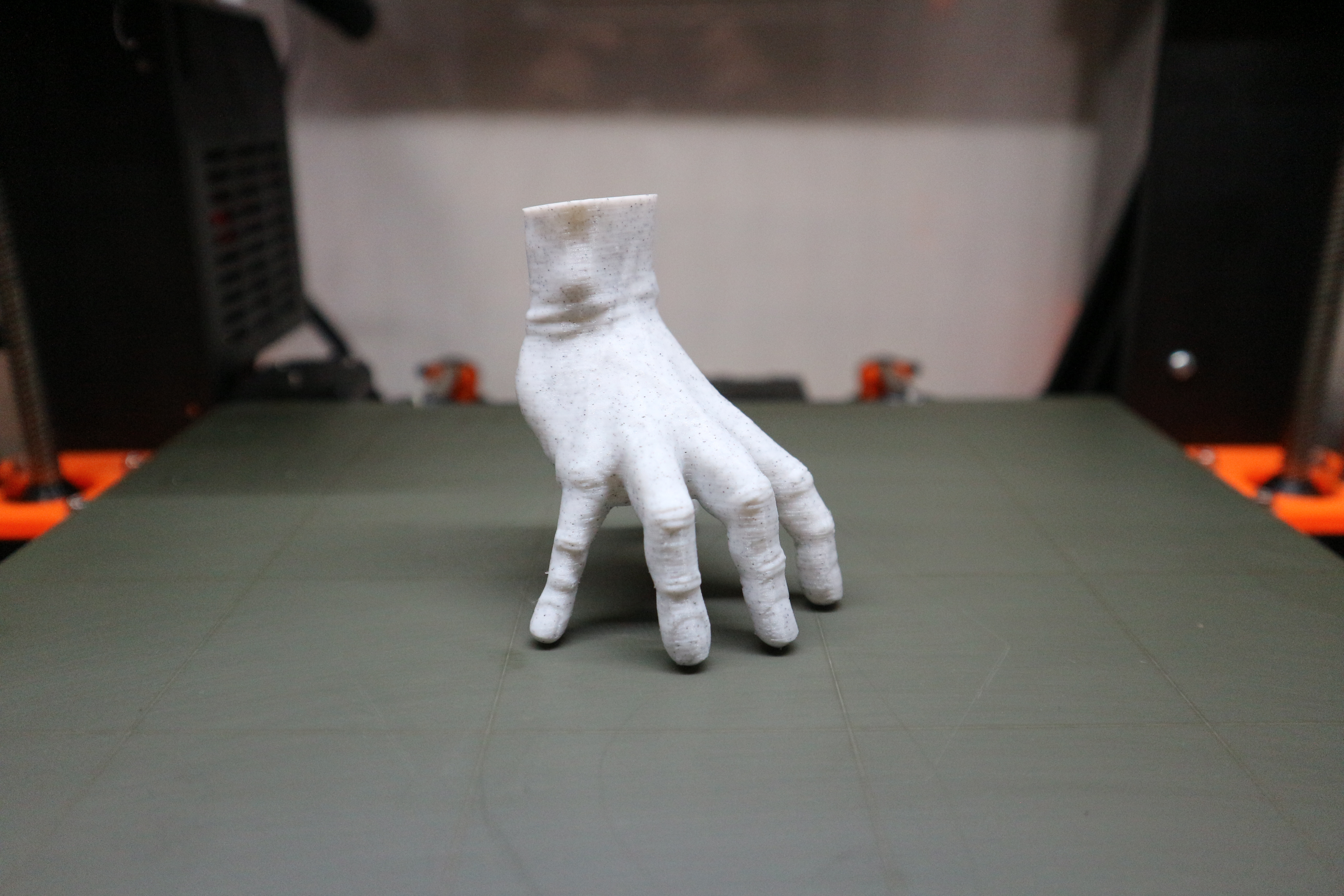 OBJ file Thing Hand Addams Family Wednesday ✋・Design to download and 3D  print・Cults