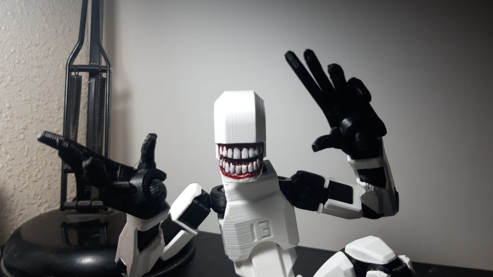 DUMMY 13 Monster Smile