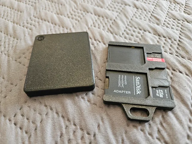sd card case with less slots