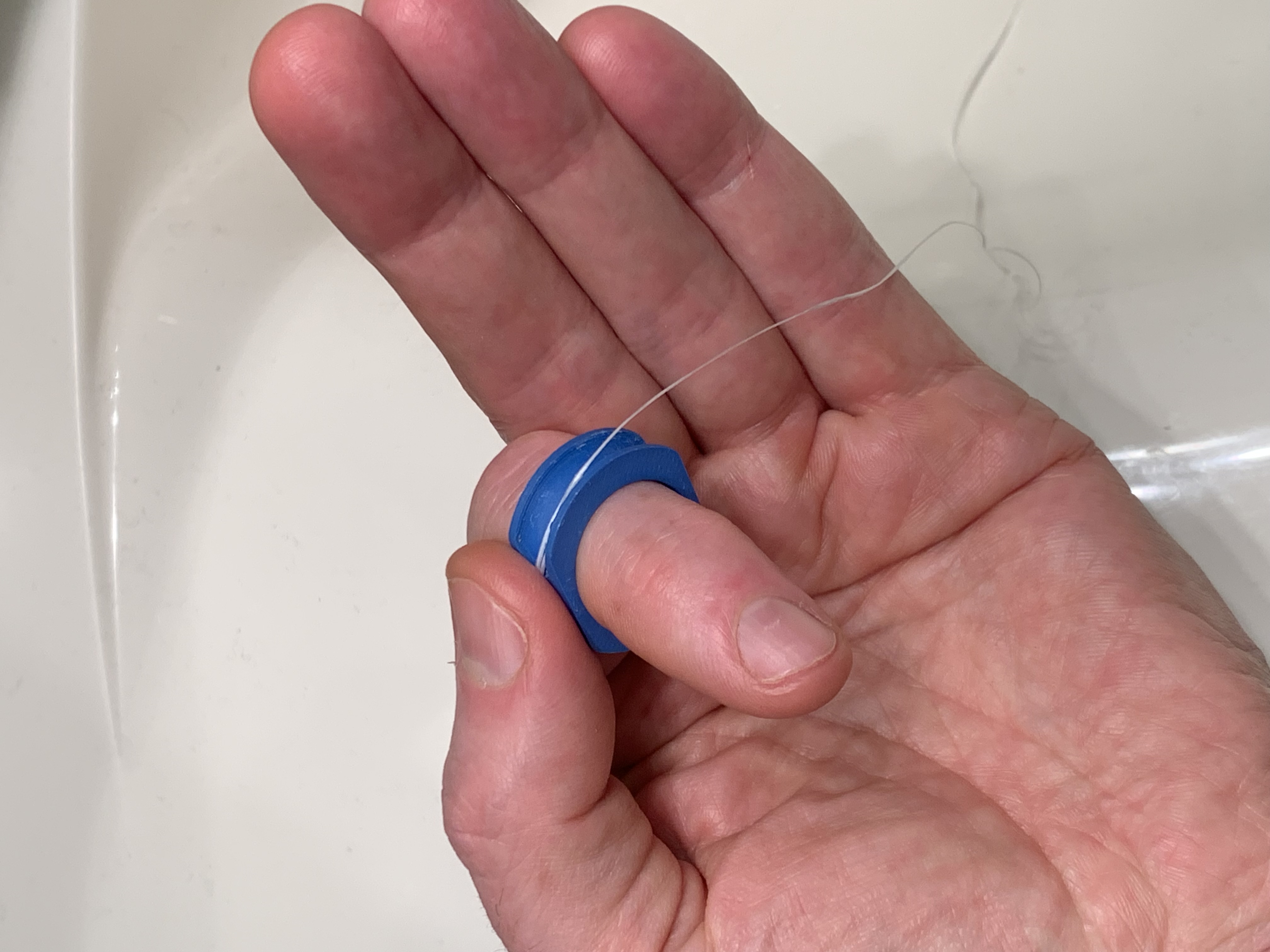 Flossi, one ring to floss them all