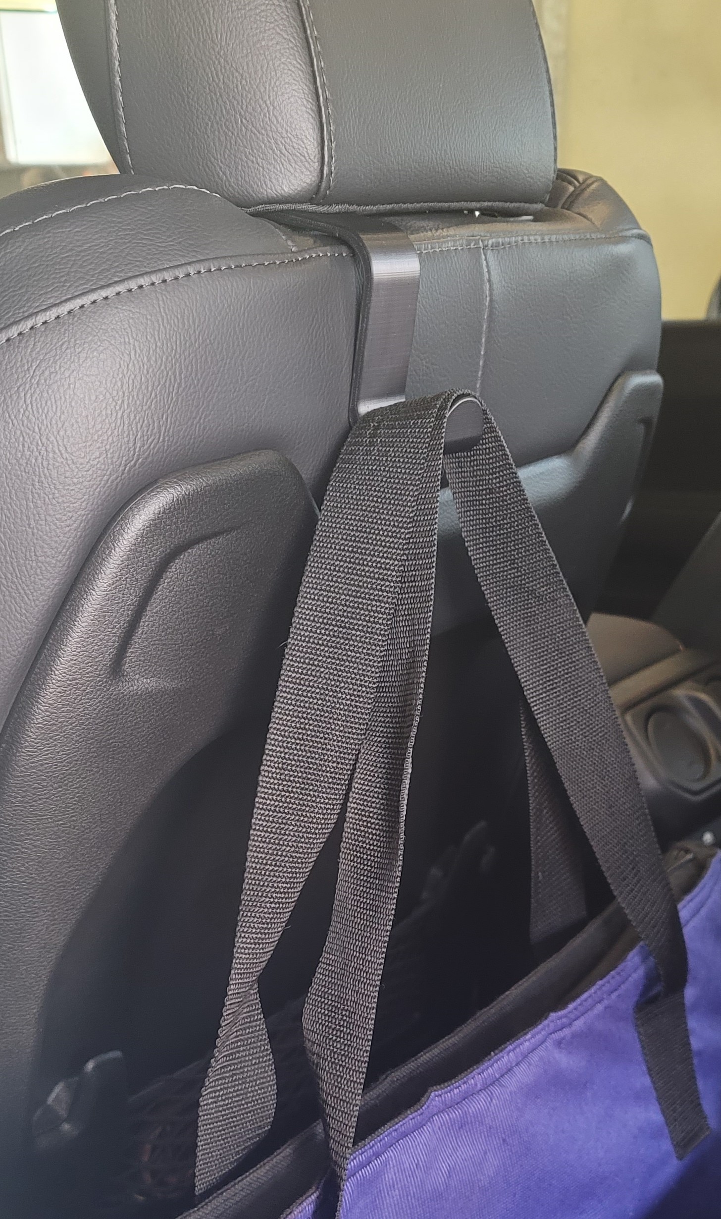 2024 Wrangler headrest hook by Jeff Knutter Download free STL model