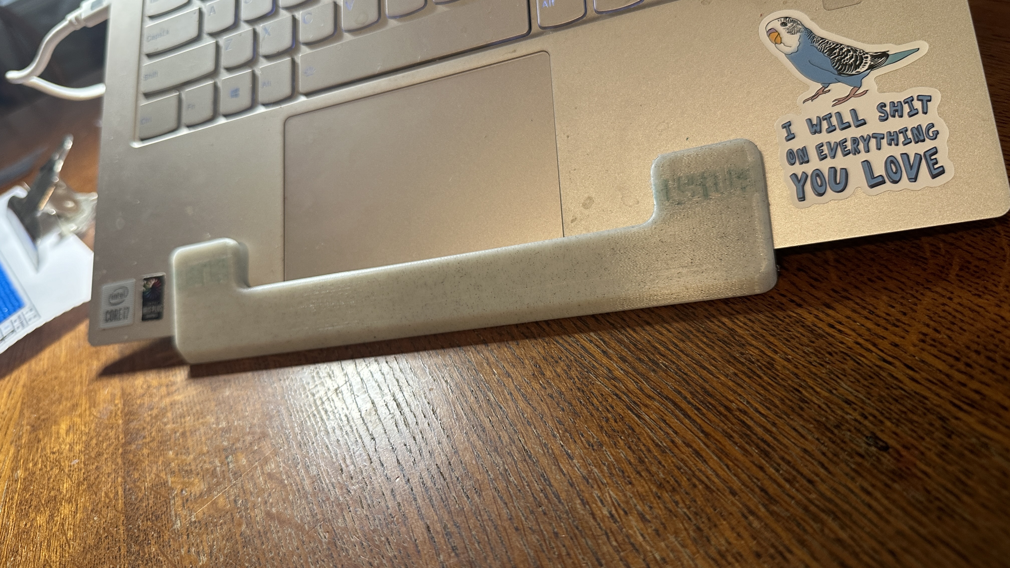 Laptop stand, with removable braces and 120mm fan
