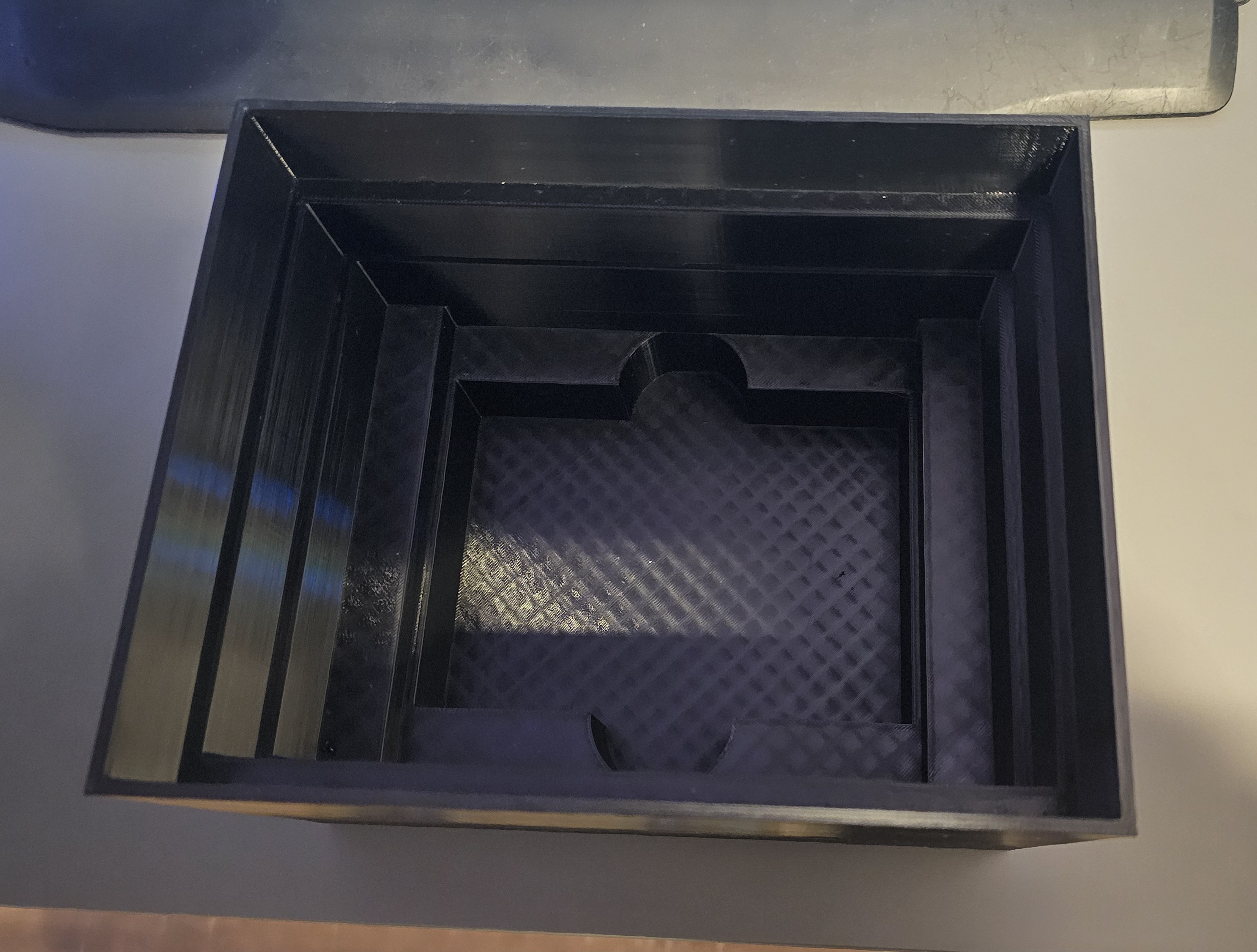 Storage for the Dog Game XXL for 8 Players