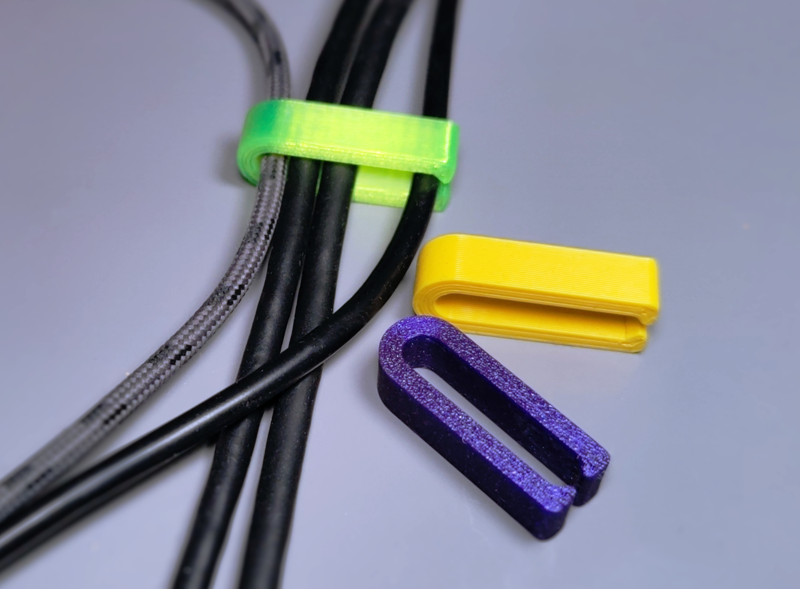 USB cables clip
