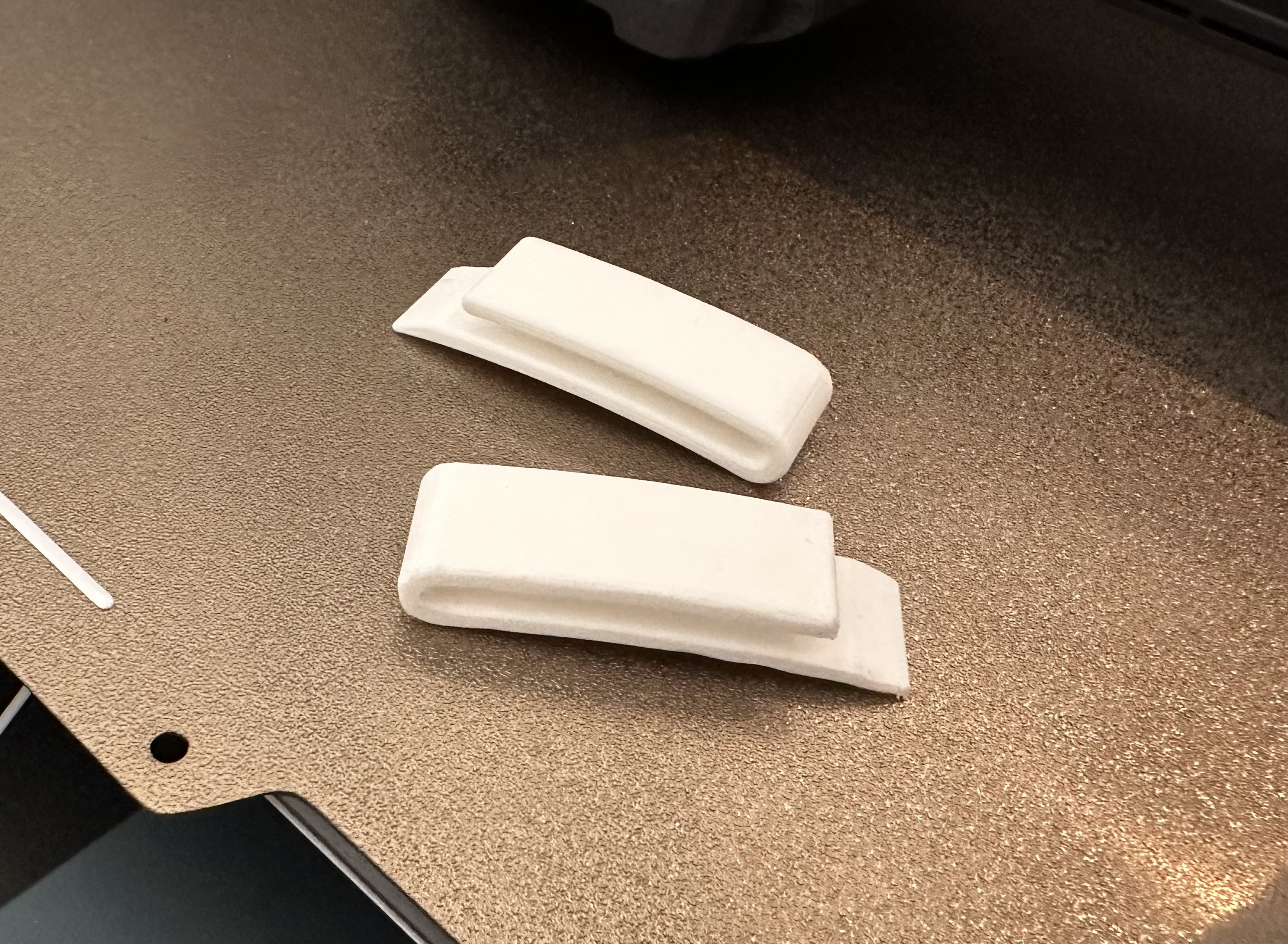 Simple Ski Goggle Clip