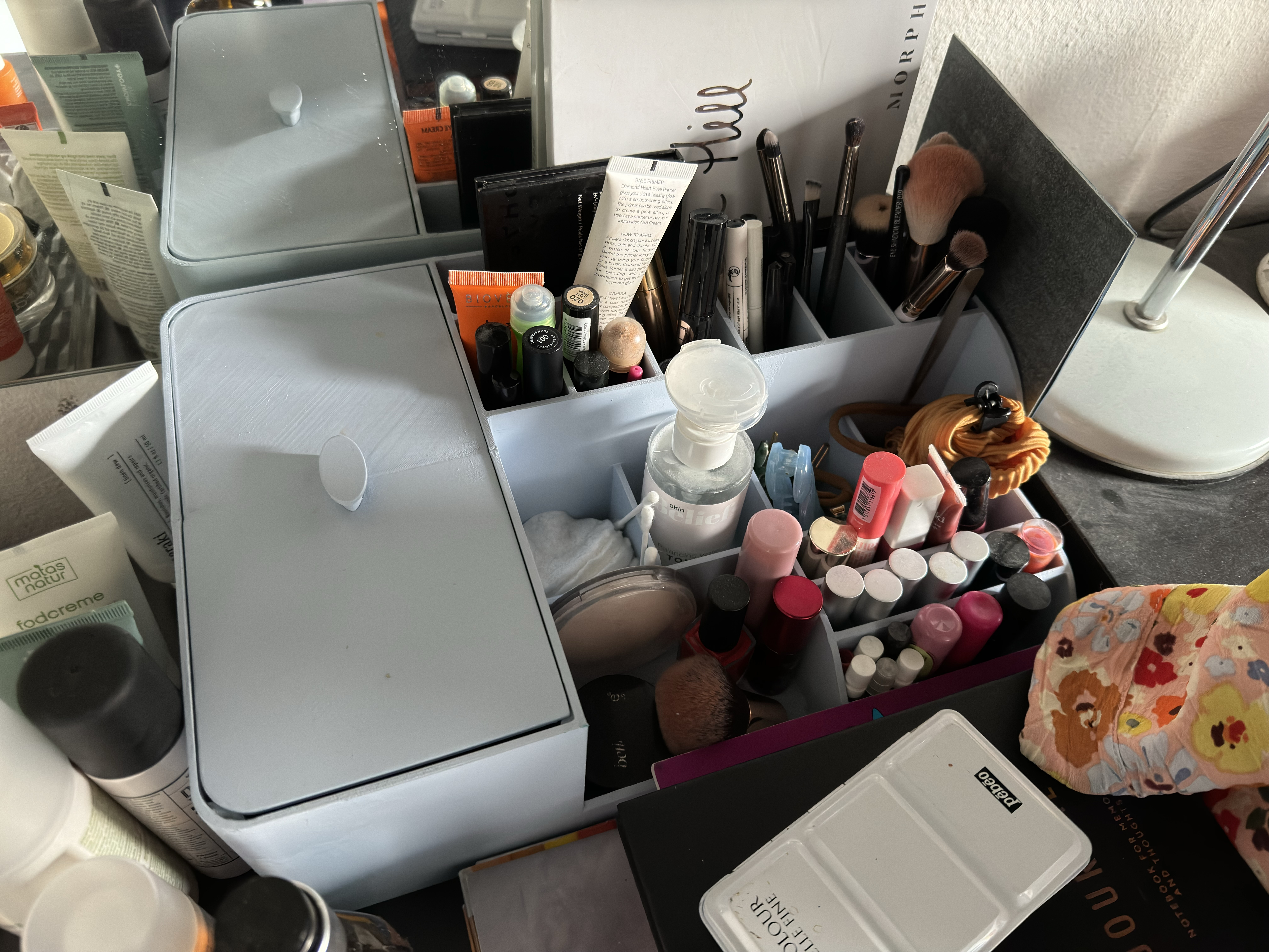 Makeup box