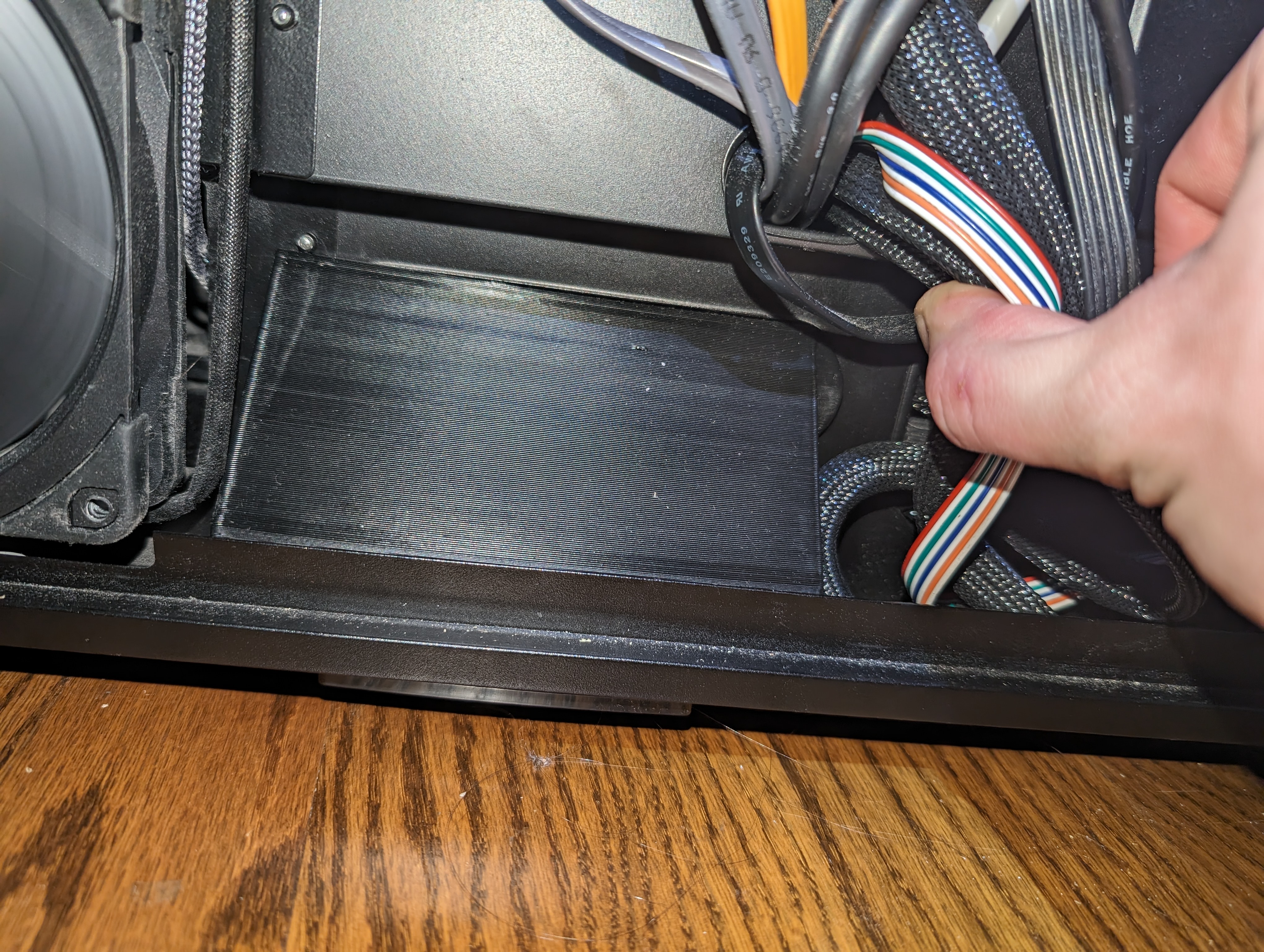 SilverStone TJ04 bottom fan duct