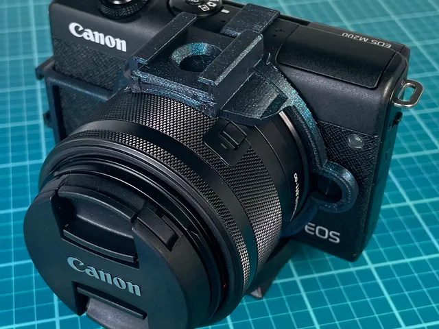 Minimal Canon EOS M200 Cold Shoe Rig
