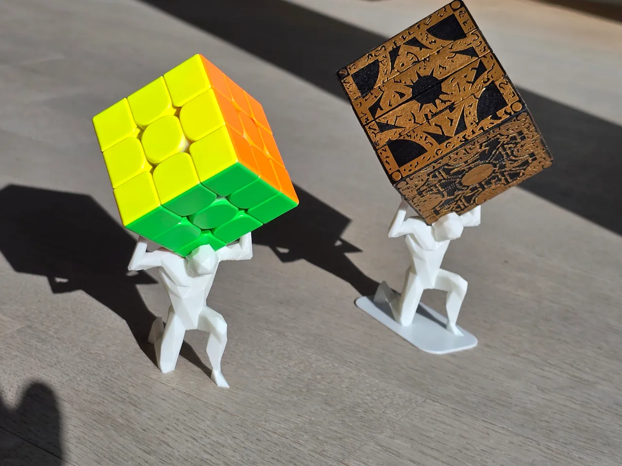 Atlas Rubik Cube Holder by KevinHaeusler | Download free STL model ...