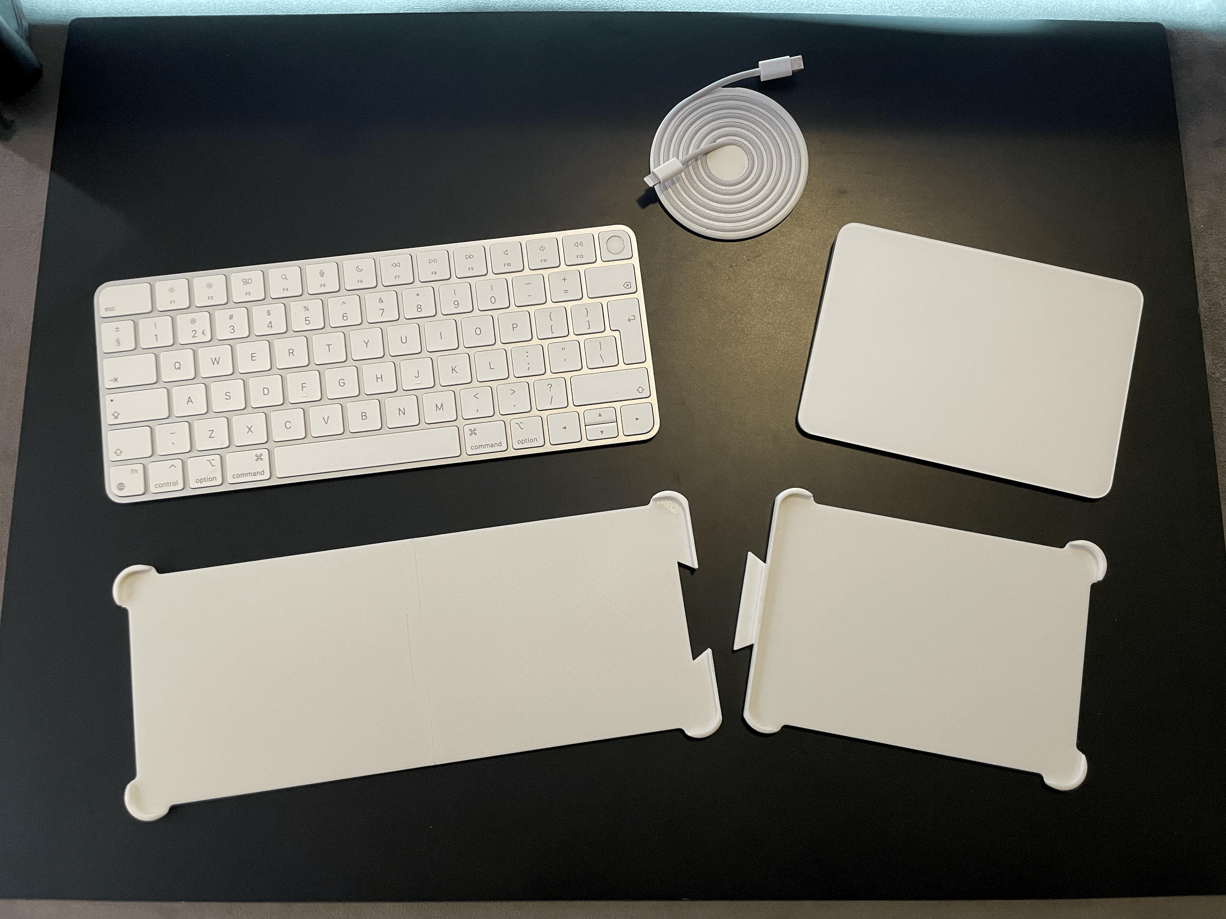 Magic Keyboard & TrackPad holder by ouweRammer | Download free STL 