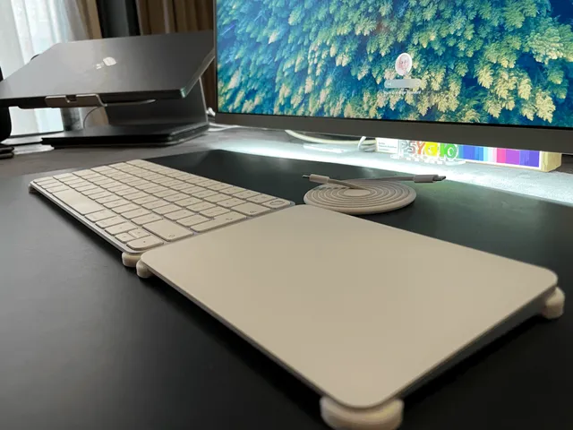 Magic Keyboard & TrackPad holder