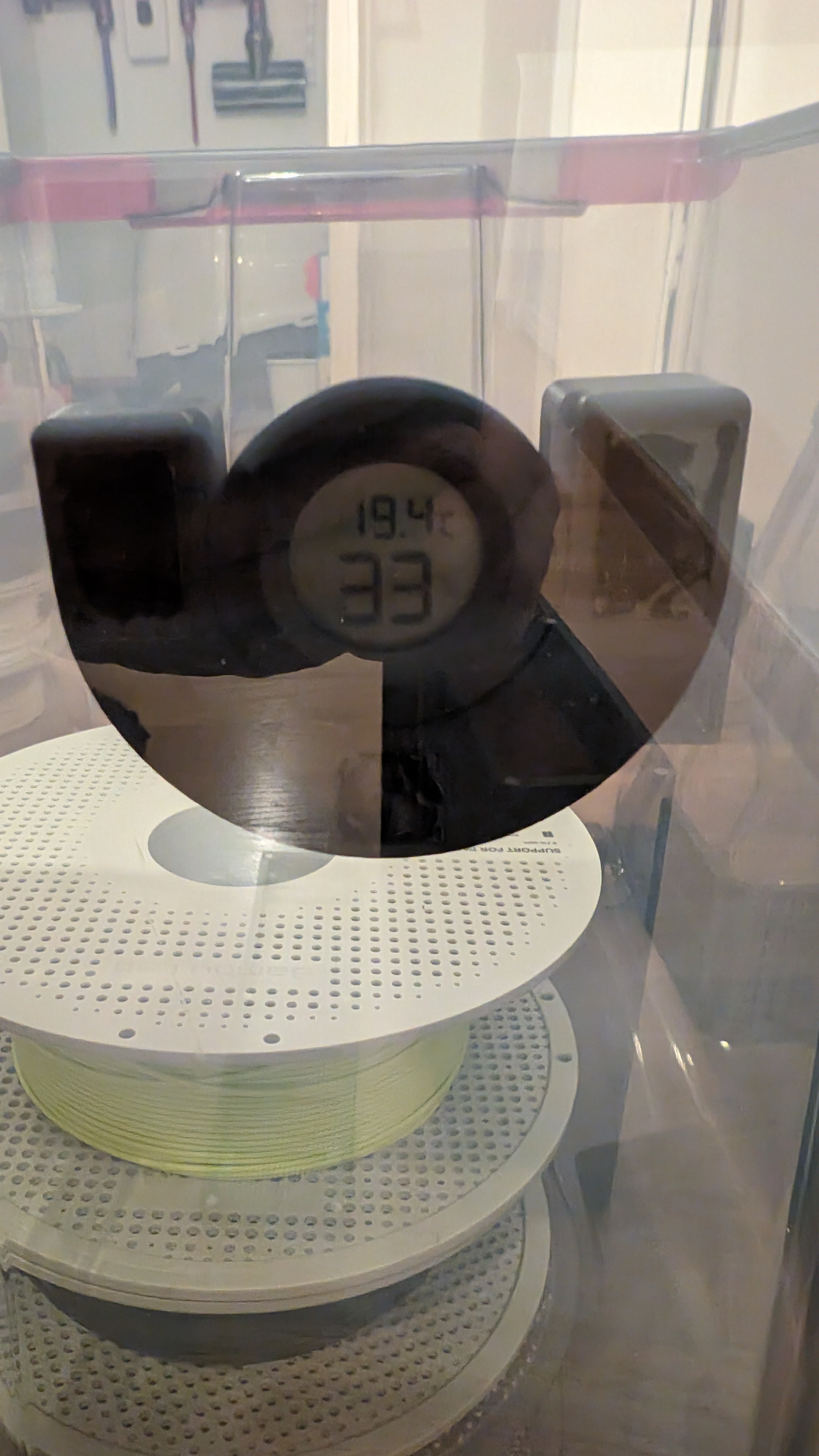 Hygrometer Wallholder for Dry Boxes