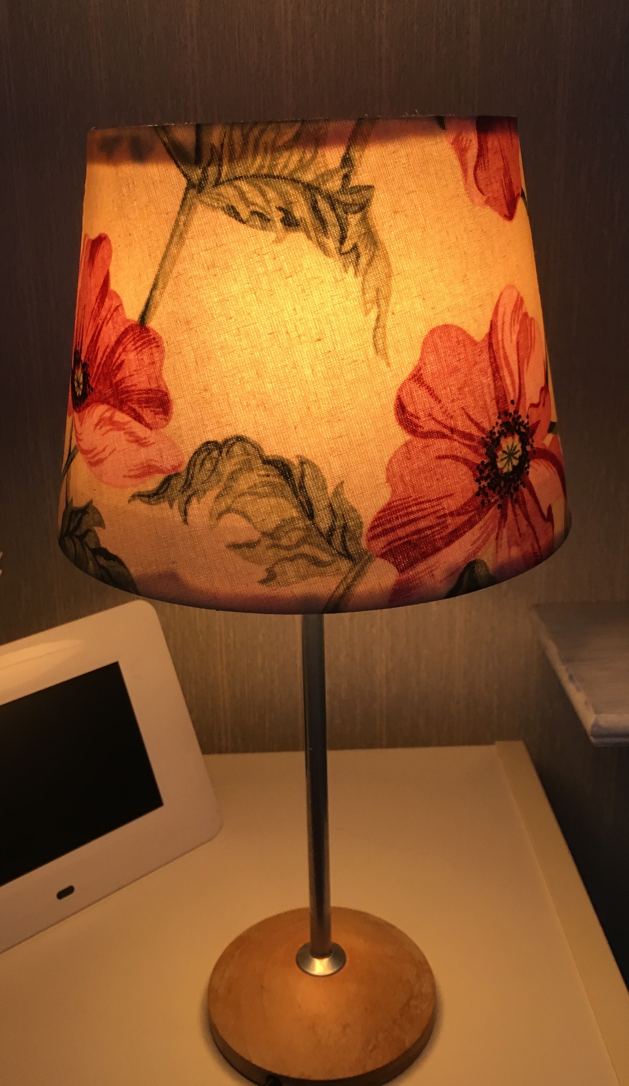 Lamp shade for the DIY.